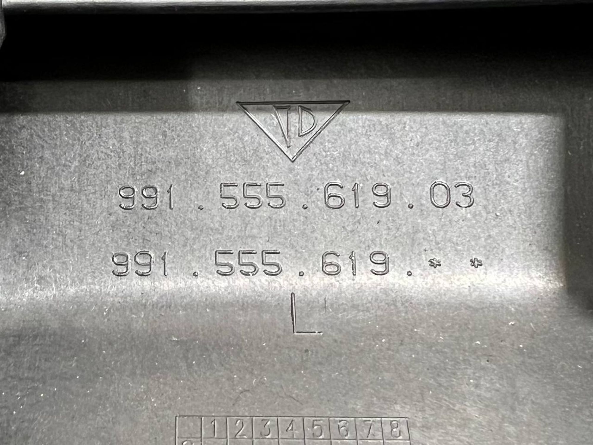 https://ycs.partsauto.market/partsauto-images/thmbs/h353NjtZg3VDP19b5HMt7LlpbQ93/64e51822a19e895ccd275a48798a2d01/991a42a1d8a0e07b49bd192e0fff444c.jpg