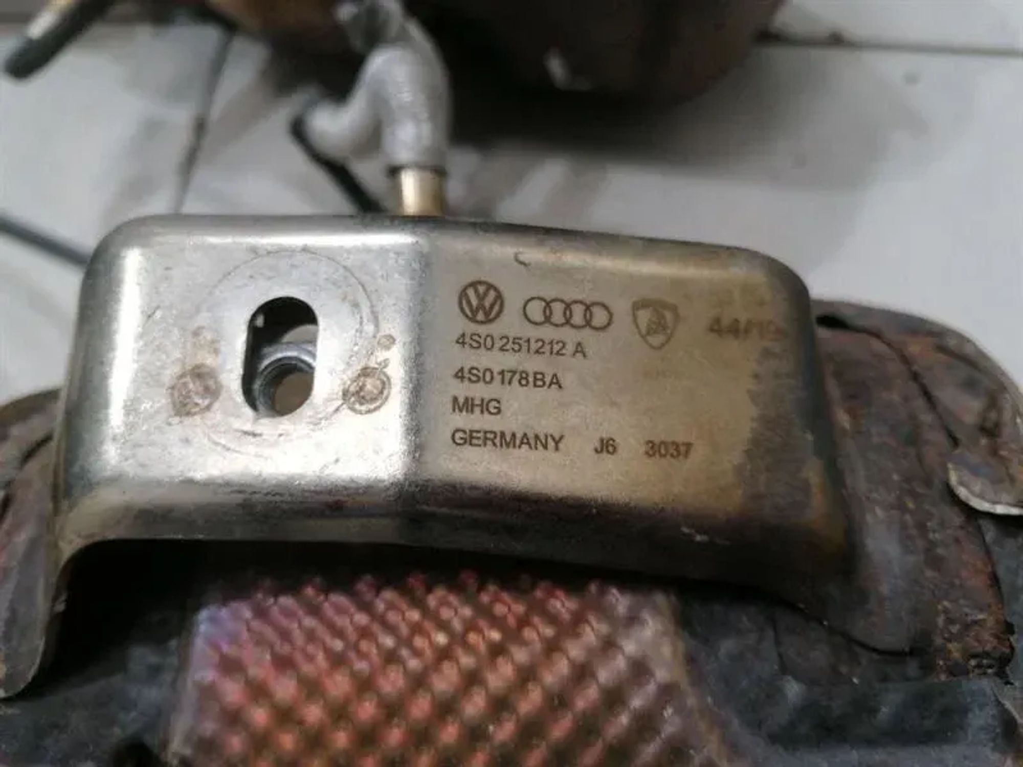 Катализатор AUDI R8 4S V10 RWD, 595000 рублей, Москва