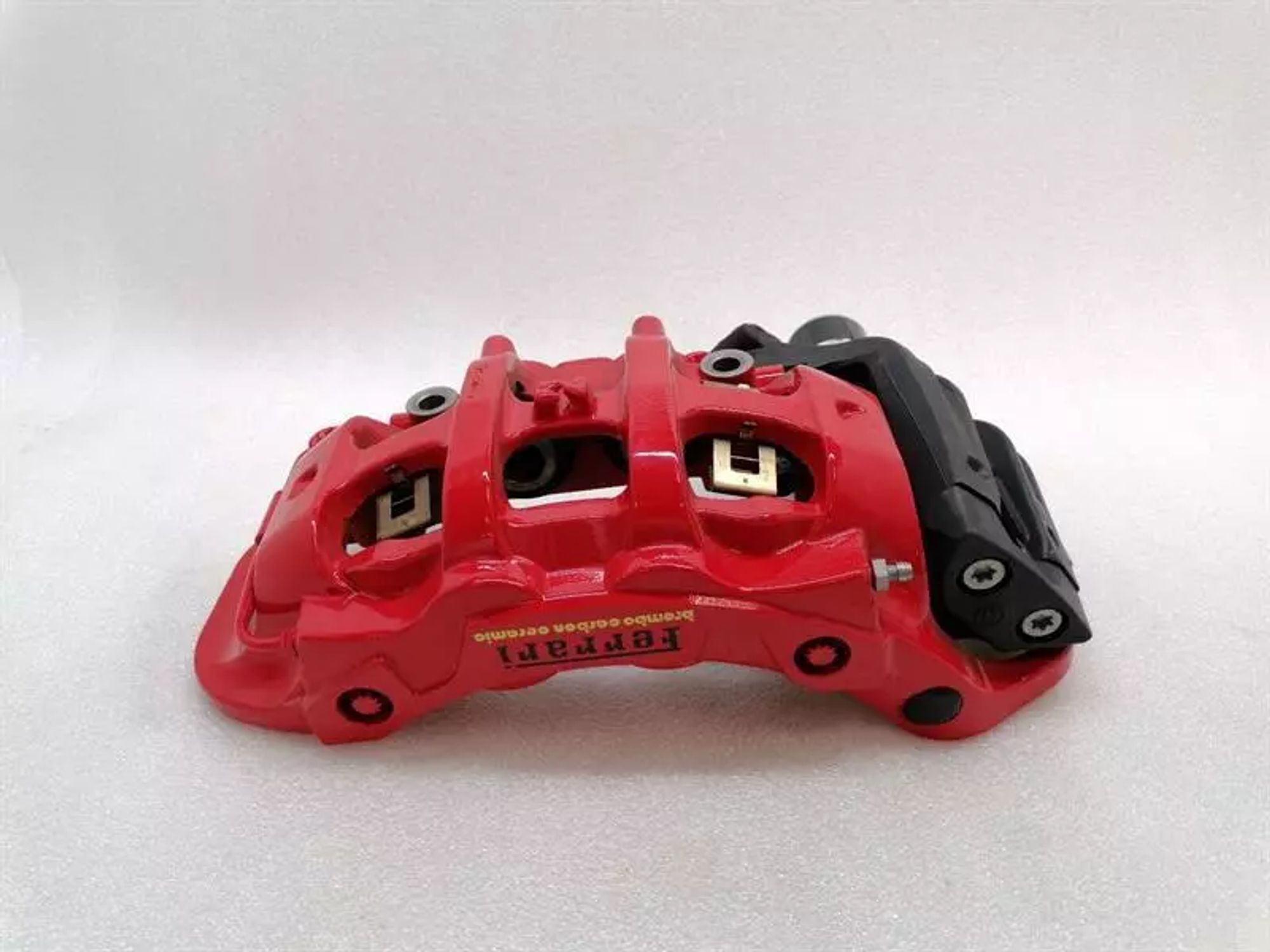 Суппорт задний левый Ferrari 812 Superfast 335705, 350000 рублей, Москва