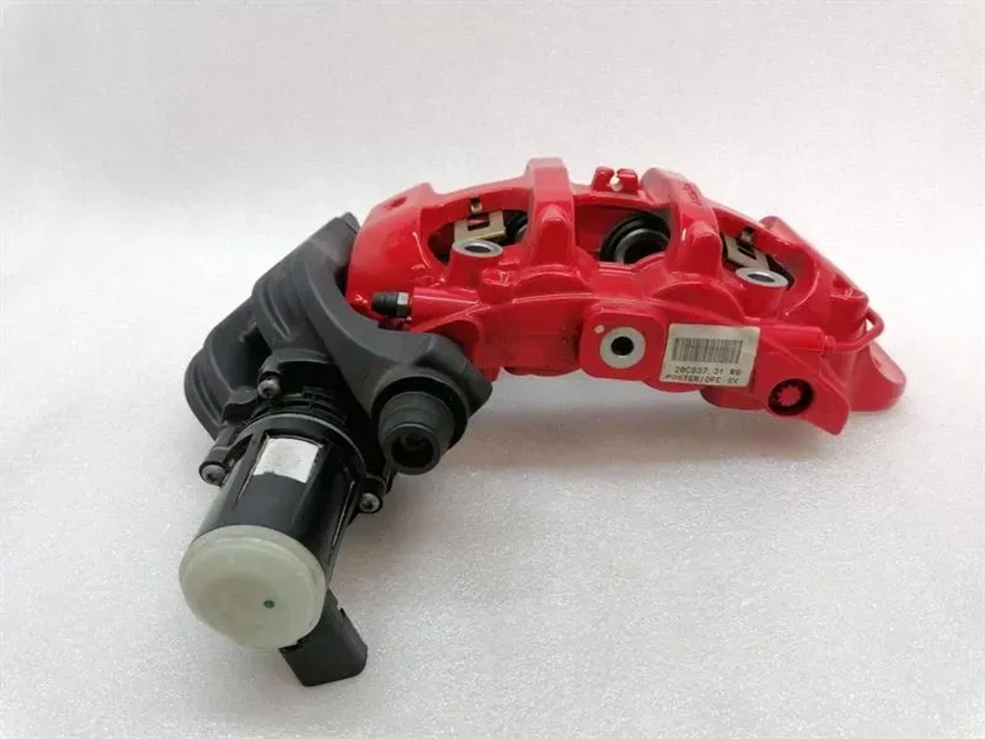 Суппорт задний левый Ferrari 812 Superfast 335705, 350000 рублей, Москва