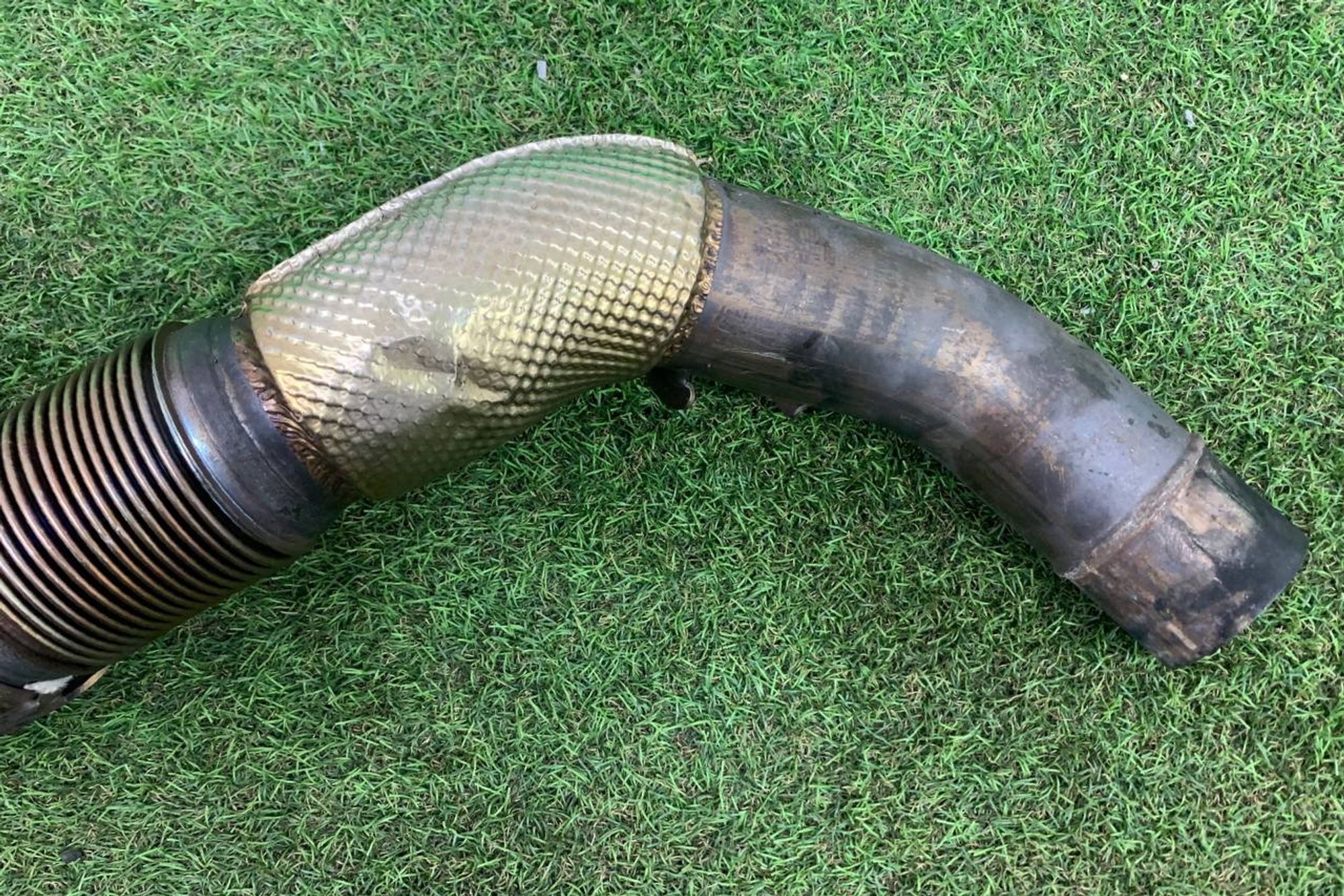 https://ycs.partsauto.market/partsauto-images/thmbs/h353NjtZg3VDP19b5HMt7LlpbQ93/66edf6e0b631820178f7fdb32f9a2a3a/dc1df0963101fce77b8e788679d62e25.jpg