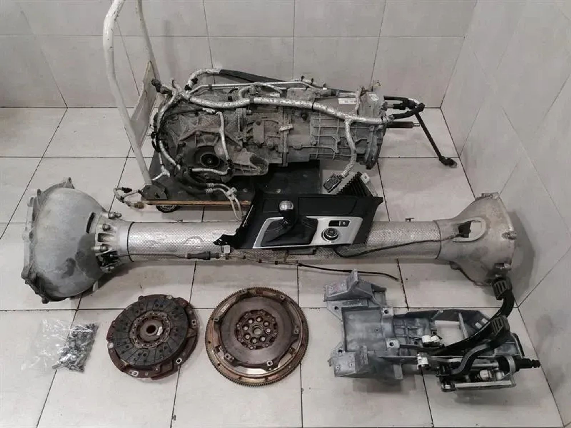 https://ycs.partsauto.market/partsauto-images/thmbs/h353NjtZg3VDP19b5HMt7LlpbQ93/6754415e598adb2e879f4ed9fce54e7b/80999842ed017efed3dff65d1552eed8.jpg