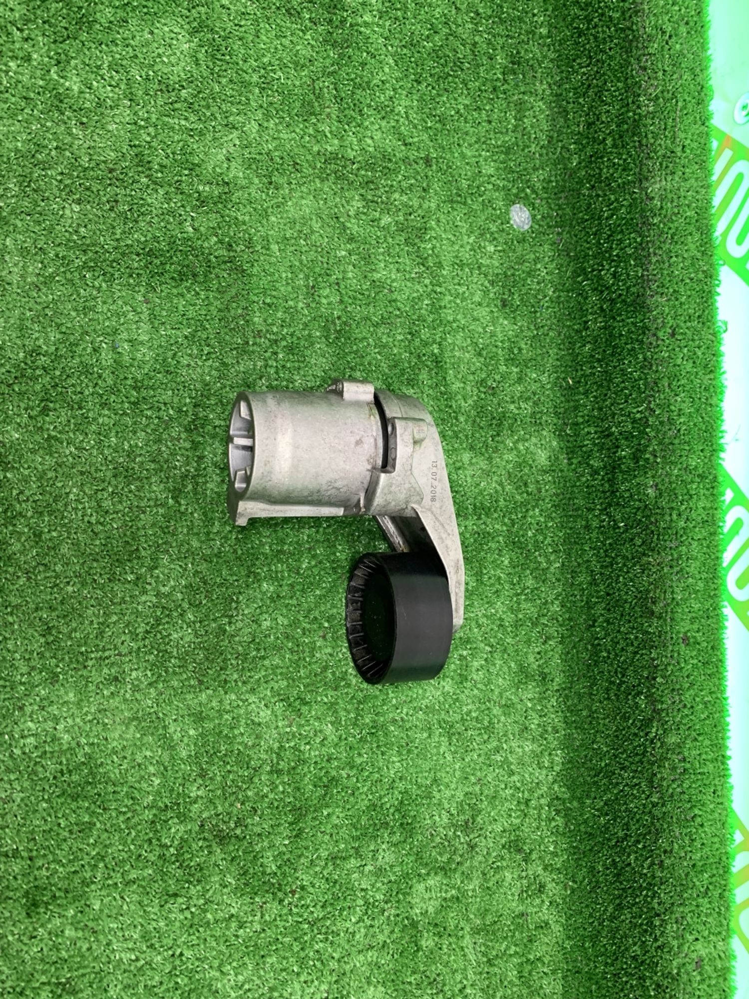 механический натяжитель ремня BMW F01 F02 F30 F10 F12 F13 F06 F80, 3500 рублей, Москва