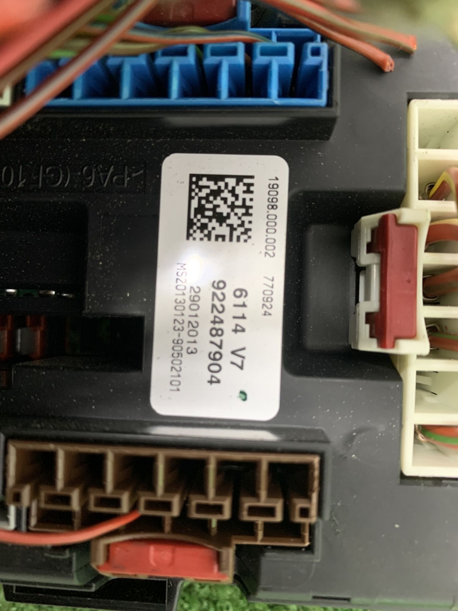 https://ycs.partsauto.market/partsauto-images/thmbs/h353NjtZg3VDP19b5HMt7LlpbQ93/70d6187f4b0324c1f3596d1f36441b88/5dc5ff4340120bebbcb1109b451e2279.jpg