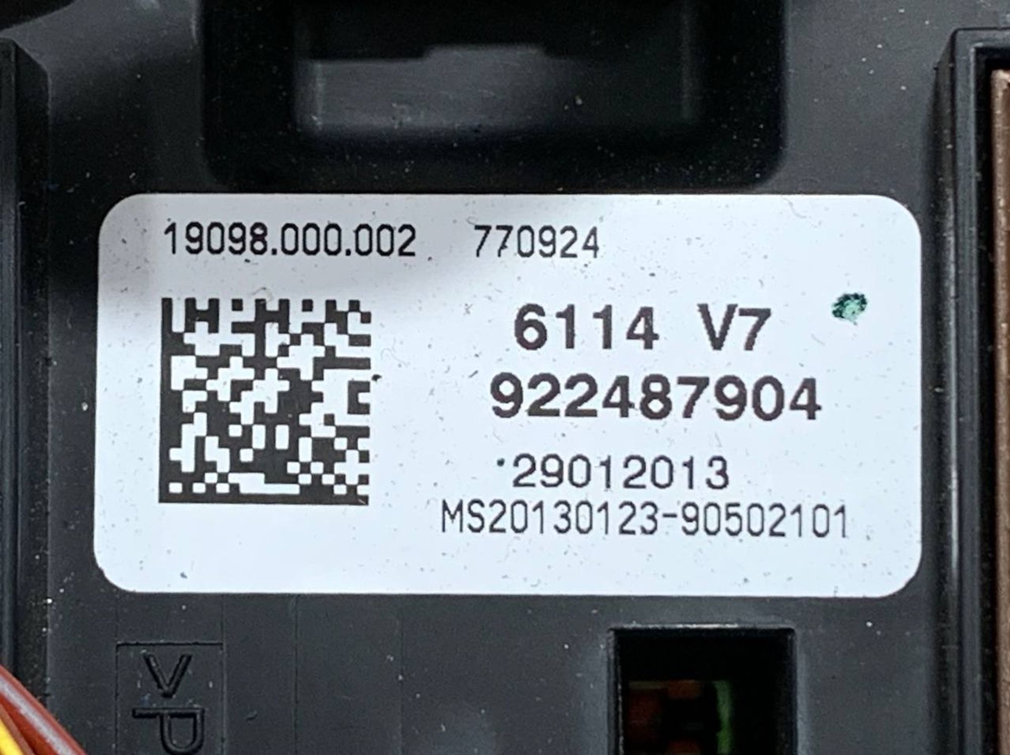 https://ycs.partsauto.market/partsauto-images/thmbs/h353NjtZg3VDP19b5HMt7LlpbQ93/70d6187f4b0324c1f3596d1f36441b88/fdd384b18eca6538f91150381009a8c2.jpg
