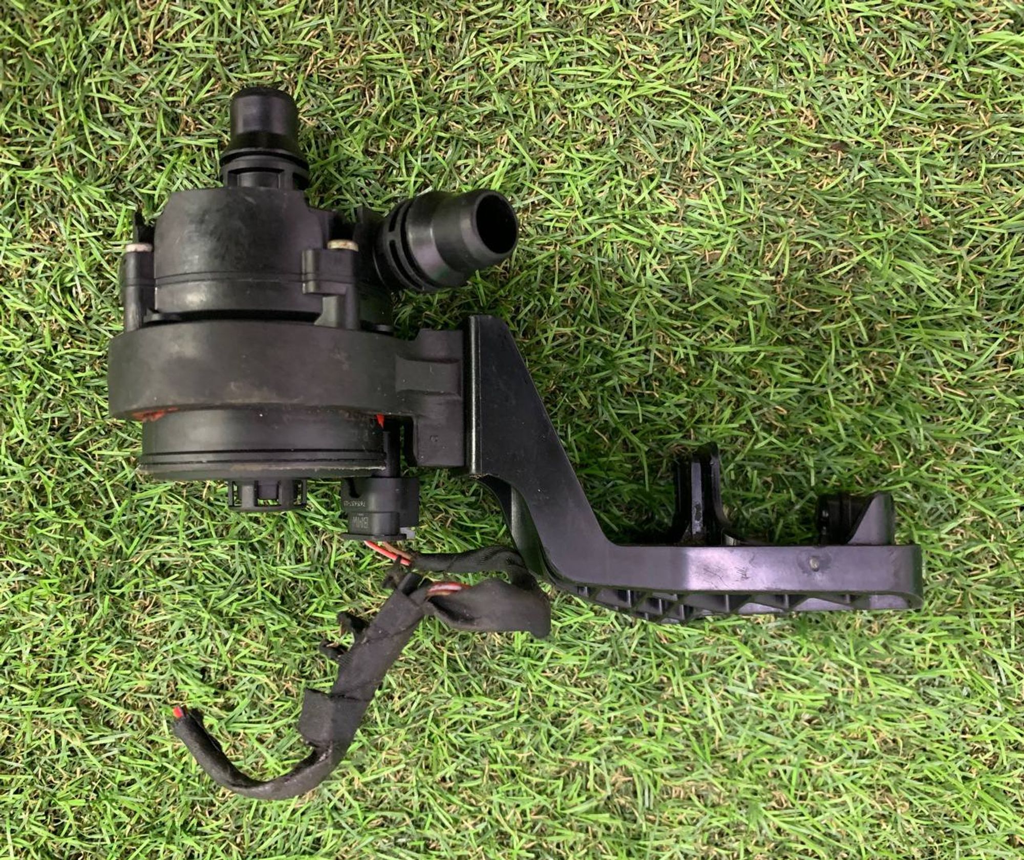 https://ycs.partsauto.market/partsauto-images/thmbs/h353NjtZg3VDP19b5HMt7LlpbQ93/72fa90d540898d1b399fc209d51faff1/33c91d64d722ff46621c134384c04078.jpg