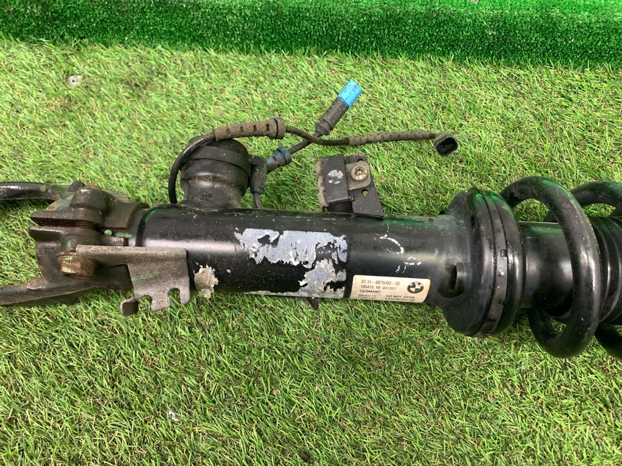 https://ycs.partsauto.market/partsauto-images/thmbs/h353NjtZg3VDP19b5HMt7LlpbQ93/7385126a43023abe7386c5fa139791dd/0e6db8f694be04d67fb0e5afdebc8d39.jpg