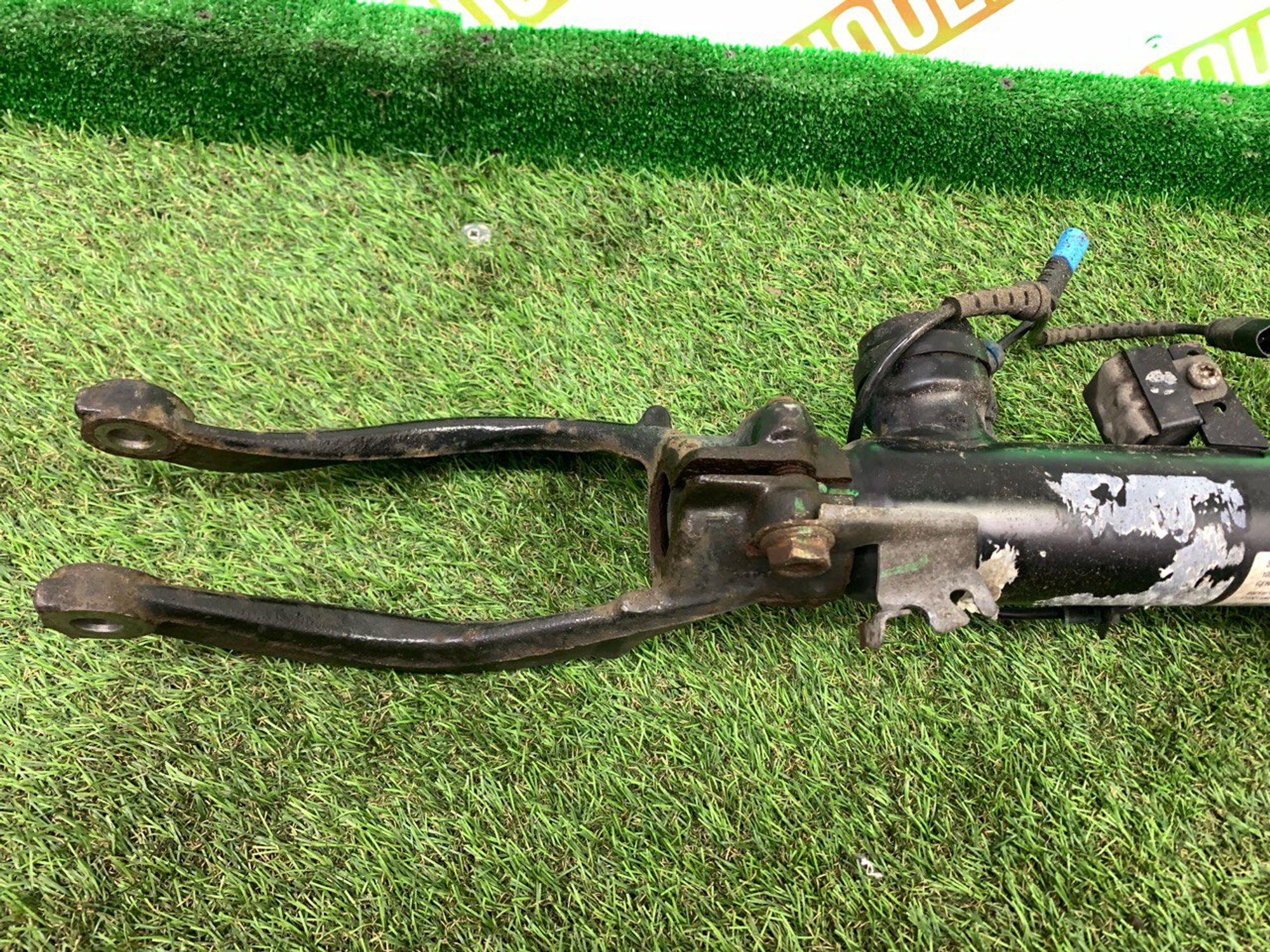 https://ycs.partsauto.market/partsauto-images/thmbs/h353NjtZg3VDP19b5HMt7LlpbQ93/7385126a43023abe7386c5fa139791dd/2e1fd7361884e61aae780deb662edb9c.jpg