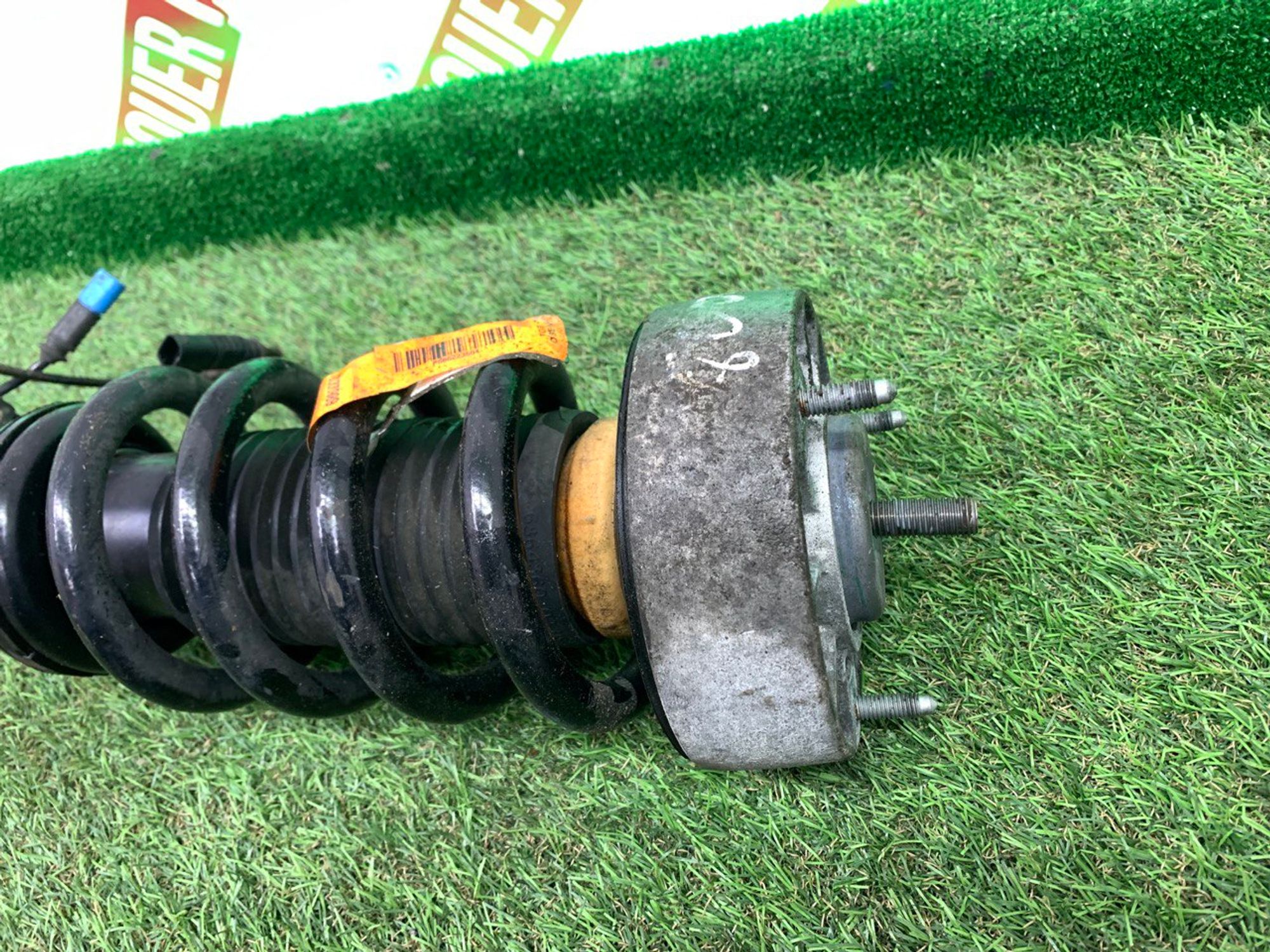 https://ycs.partsauto.market/partsauto-images/thmbs/h353NjtZg3VDP19b5HMt7LlpbQ93/7385126a43023abe7386c5fa139791dd/8f2ad45ae04217b4dcc48ceda28892eb.jpg