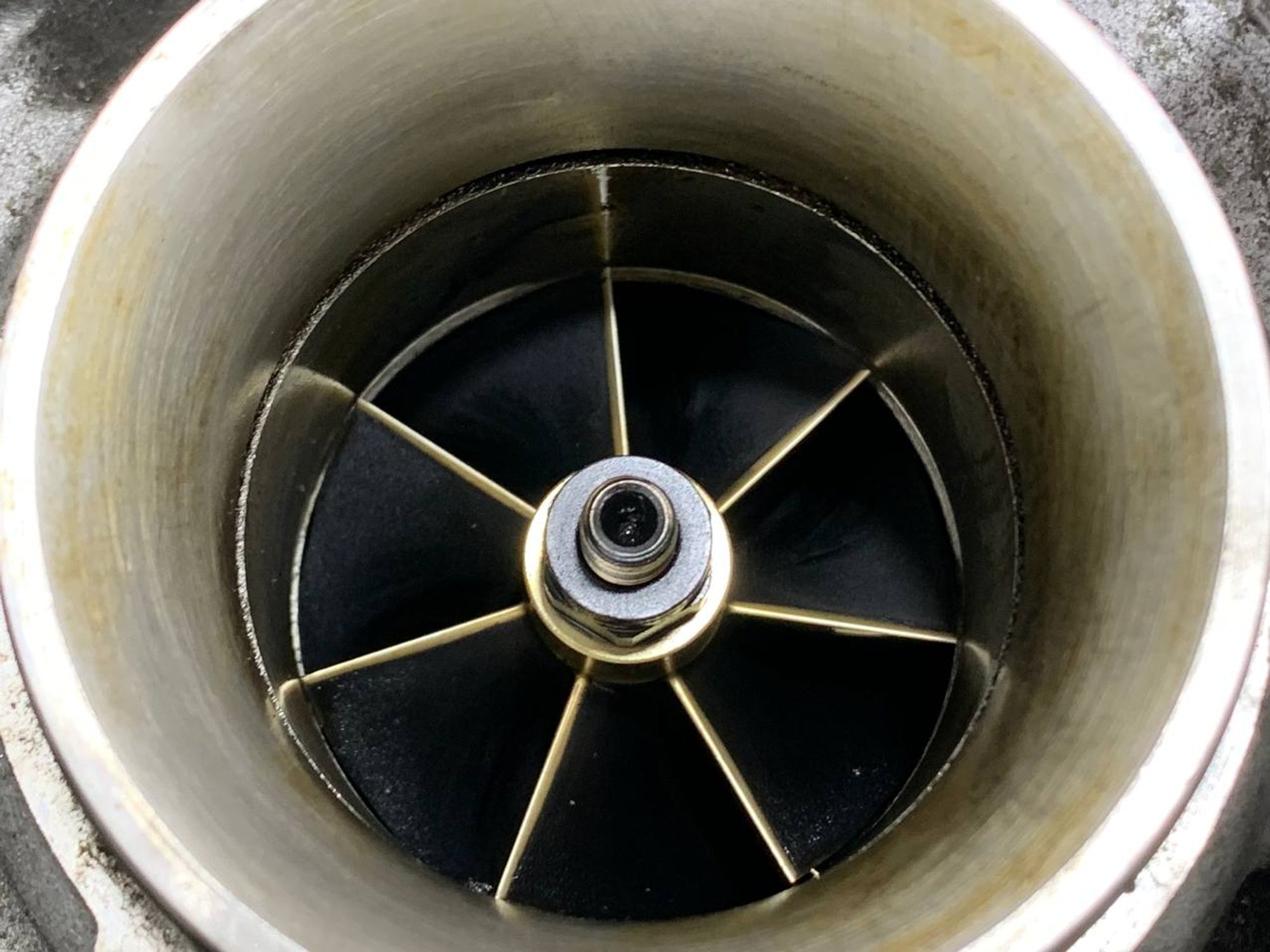 https://ycs.partsauto.market/partsauto-images/thmbs/h353NjtZg3VDP19b5HMt7LlpbQ93/73e60e39370a4c5640350308a97574ea/ac026133ca5c94c4fc2c9ea4696e80b0.jpg