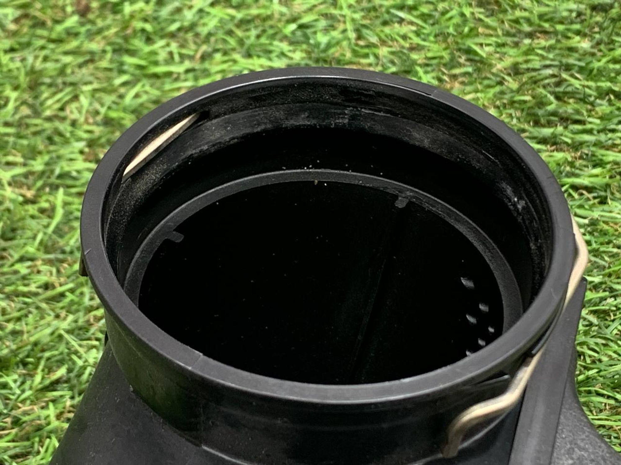 https://ycs.partsauto.market/partsauto-images/thmbs/h353NjtZg3VDP19b5HMt7LlpbQ93/74a5c9e36632134e8e82b2463dc14c81/2617b9dd59a3f5726962e7f5ad5deef9.jpg