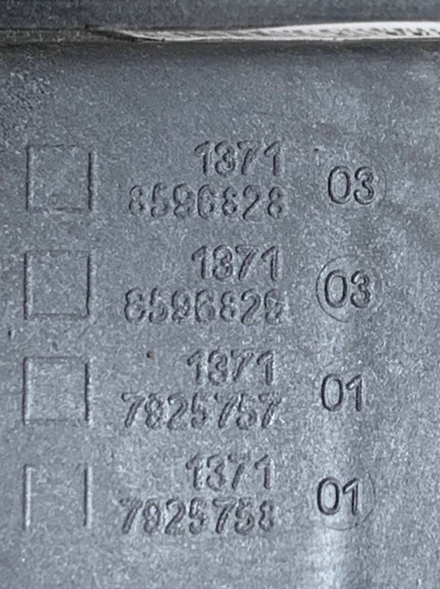 https://ycs.partsauto.market/partsauto-images/thmbs/h353NjtZg3VDP19b5HMt7LlpbQ93/74a5c9e36632134e8e82b2463dc14c81/96997b14bca4ba6abacdb67564489f5d.jpg