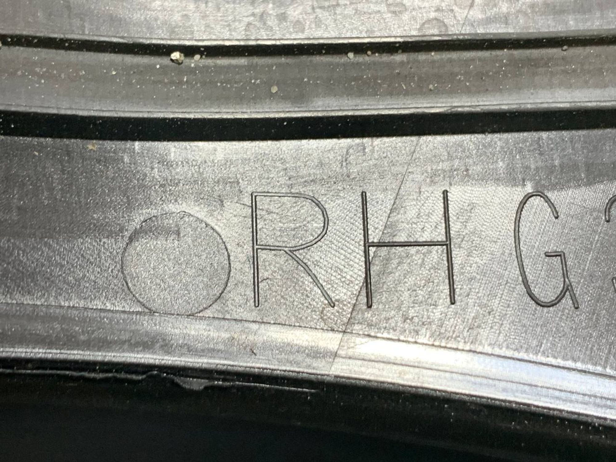 https://ycs.partsauto.market/partsauto-images/thmbs/h353NjtZg3VDP19b5HMt7LlpbQ93/785ed97b6d0b34c936ff3845987cceaa/0da3427410d157fdbd28fae257376943.jpg