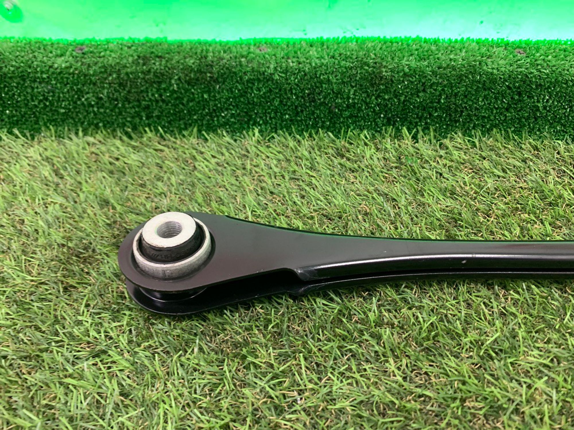 https://ycs.partsauto.market/partsauto-images/thmbs/h353NjtZg3VDP19b5HMt7LlpbQ93/7ac0af3881f7874e73a94955792c6e6d/8863617cc956bc58809257bbcfeb4b28.jpg