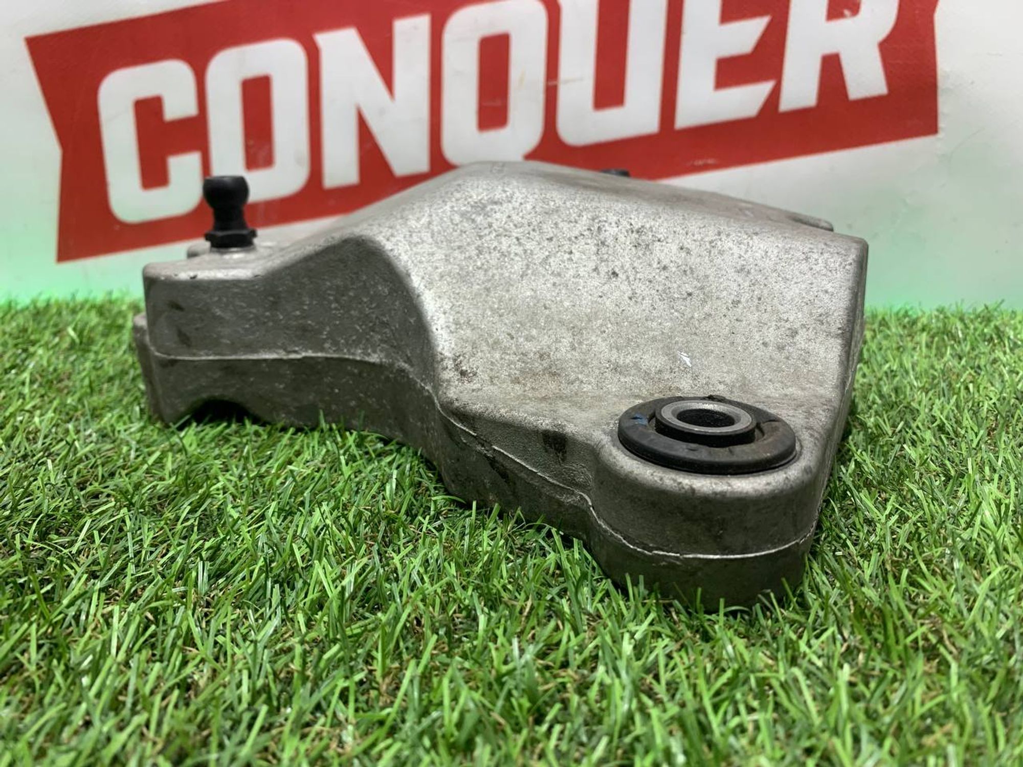 https://ycs.partsauto.market/partsauto-images/thmbs/h353NjtZg3VDP19b5HMt7LlpbQ93/7af8aa77f98b250ec7cac7912f2ec2c9/9dac615f083858f2b4508229d94eb252.jpg
