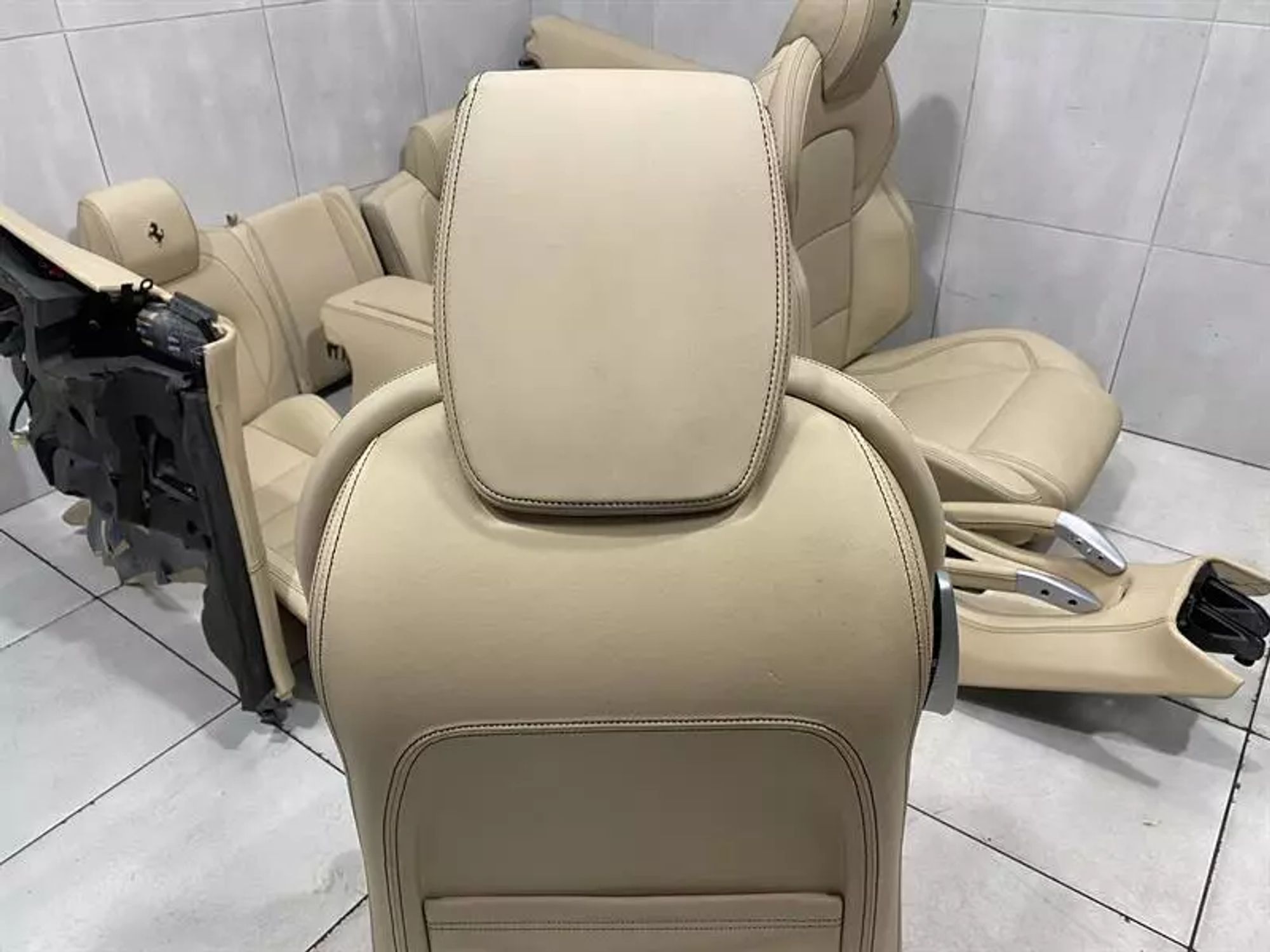 https://ycs.partsauto.market/partsauto-images/thmbs/h353NjtZg3VDP19b5HMt7LlpbQ93/7d1dccdeb05512a6589fb341500953dc/7927681aa88469163ee89666b15878f0.jpg