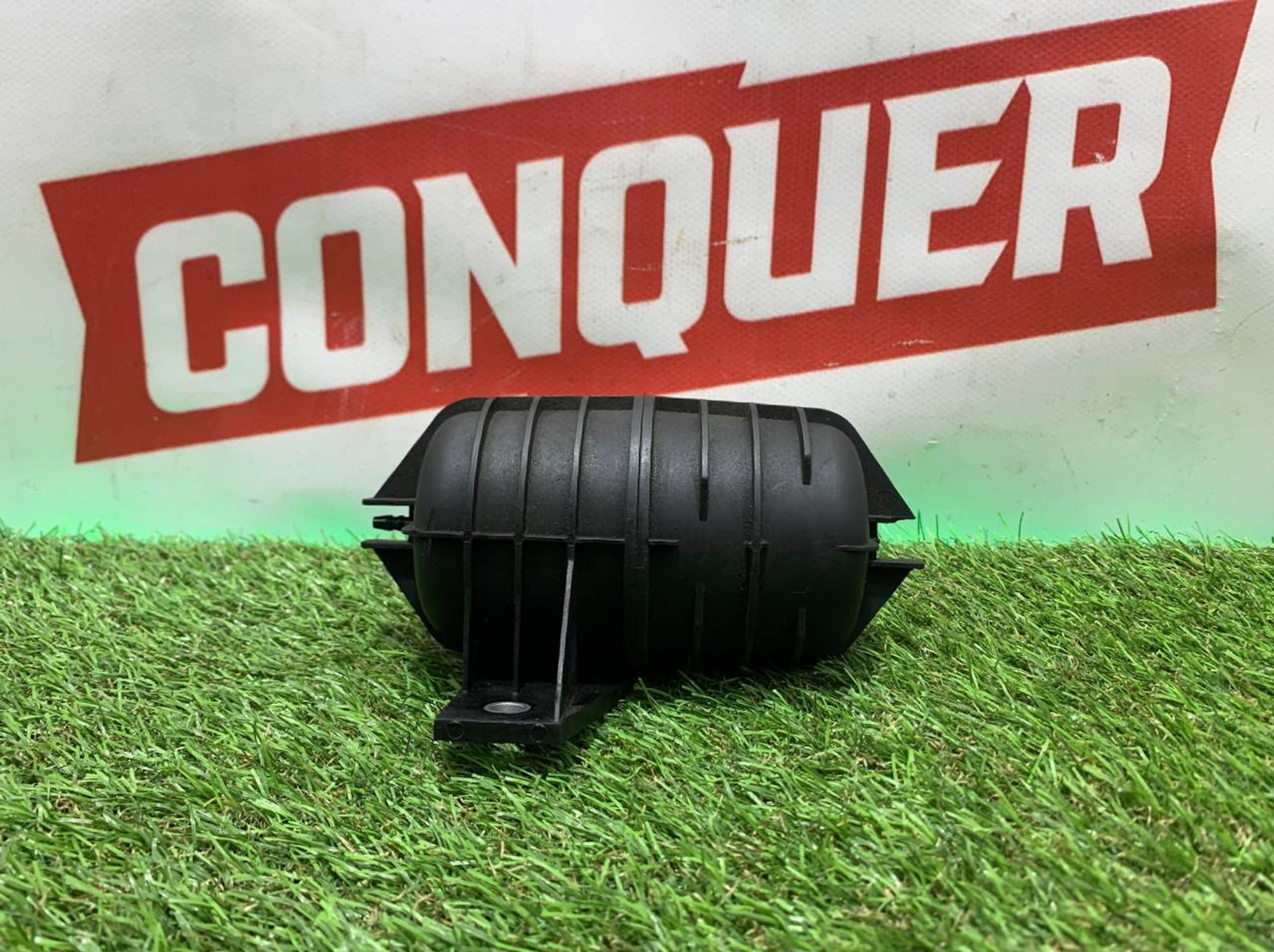 https://ycs.partsauto.market/partsauto-images/thmbs/h353NjtZg3VDP19b5HMt7LlpbQ93/7e3efc44b7594dfd6d7d12396a74215c/09eecb67c5deff53d715ee16fca267af.jpg