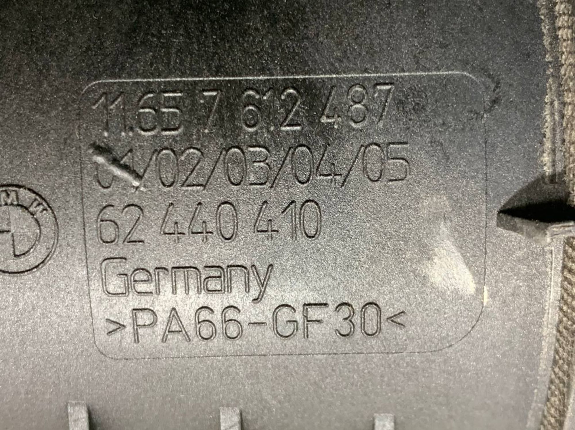 https://ycs.partsauto.market/partsauto-images/thmbs/h353NjtZg3VDP19b5HMt7LlpbQ93/7e3efc44b7594dfd6d7d12396a74215c/229d68538976a510910016d6fe10cb9e.jpg