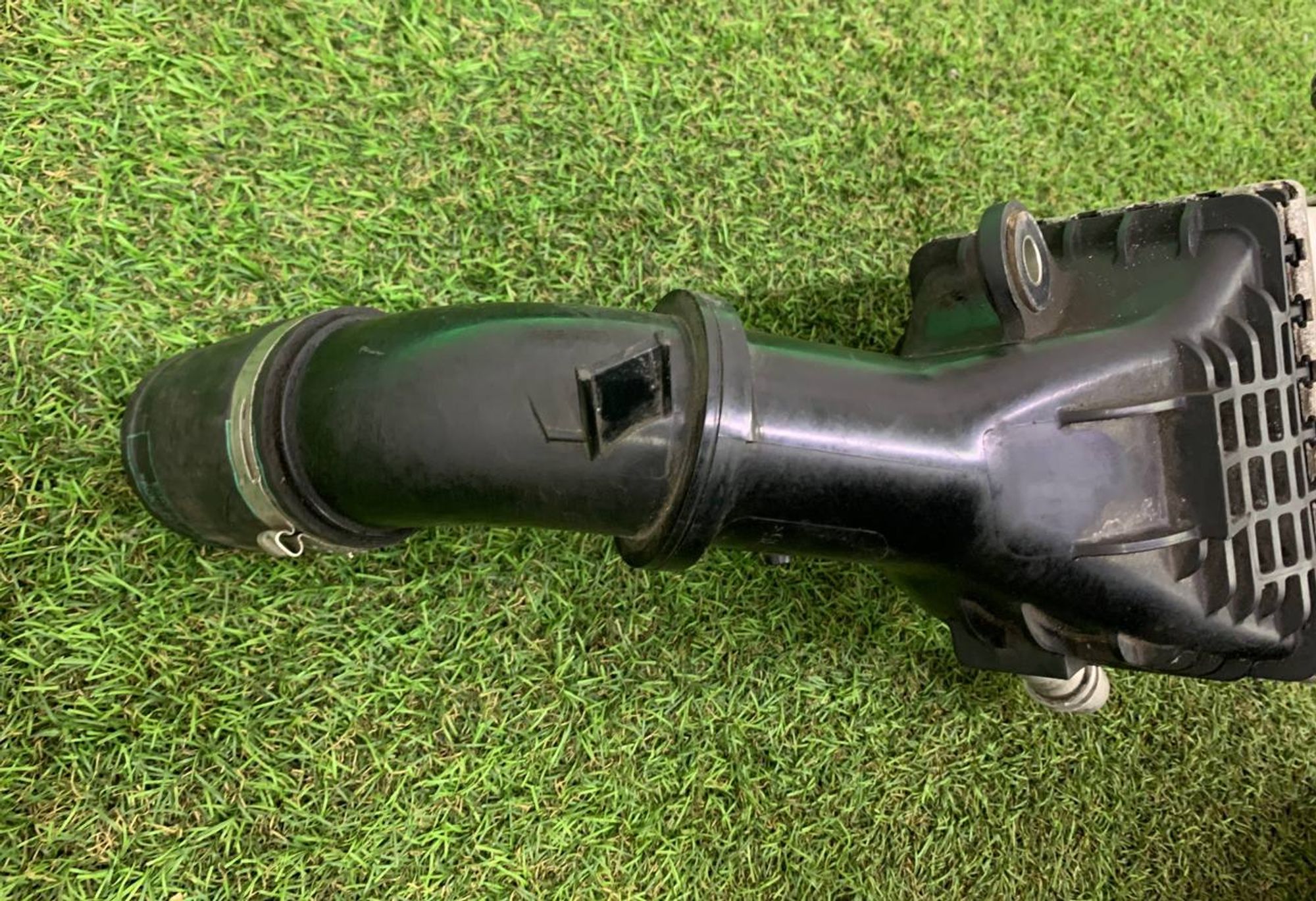 https://ycs.partsauto.market/partsauto-images/thmbs/h353NjtZg3VDP19b5HMt7LlpbQ93/7e6583d7e5fed5f0463d9b79a7a78eef/e863b2ac2f5e0364e1dc74edbfceb5e6.jpg