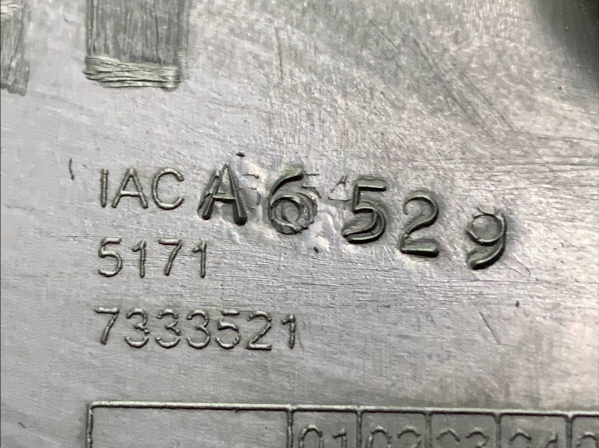 https://ycs.partsauto.market/partsauto-images/thmbs/h353NjtZg3VDP19b5HMt7LlpbQ93/836dcd08bd24056ed74997988152017b/ac4624c51e4e52b5c515e21ae825970c.jpg