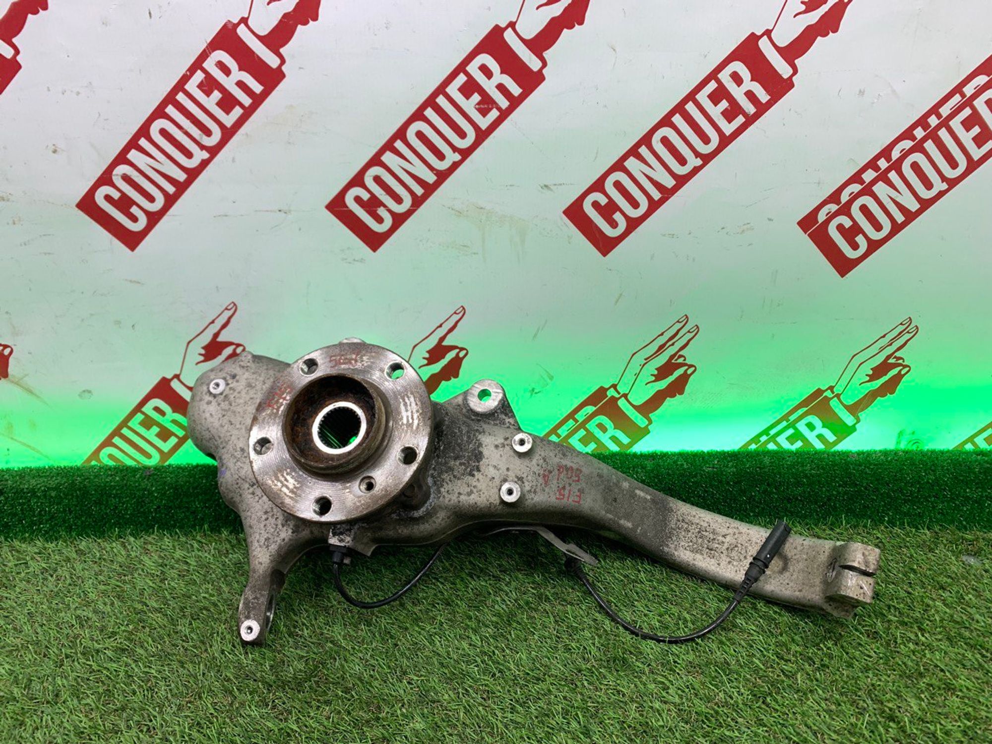 Кулак передний правый BMW E70 E71 F15 F16, 8000 рублей, Москва