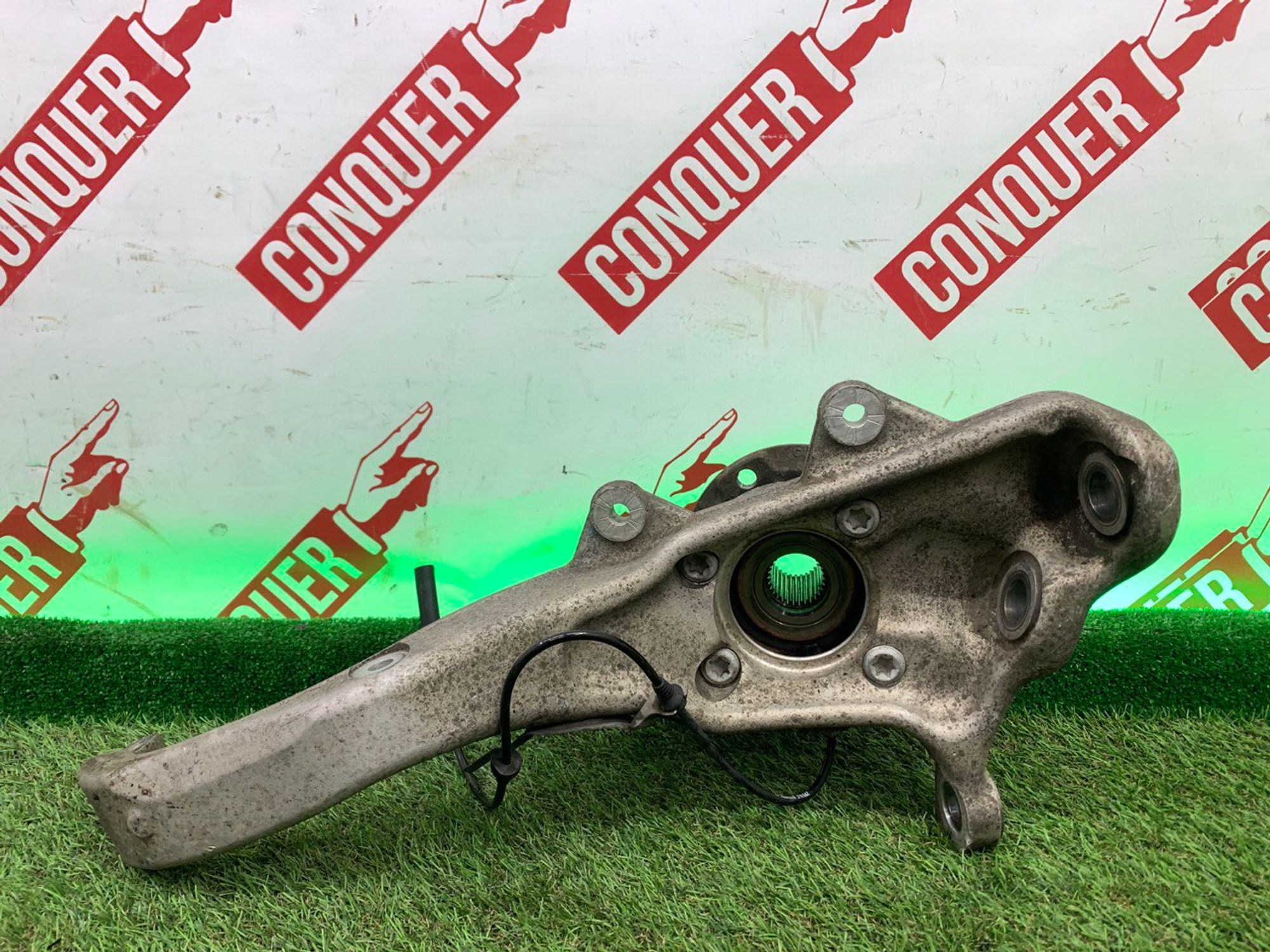 Кулак передний правый BMW E70 E71 F15 F16, 8000 рублей, Москва