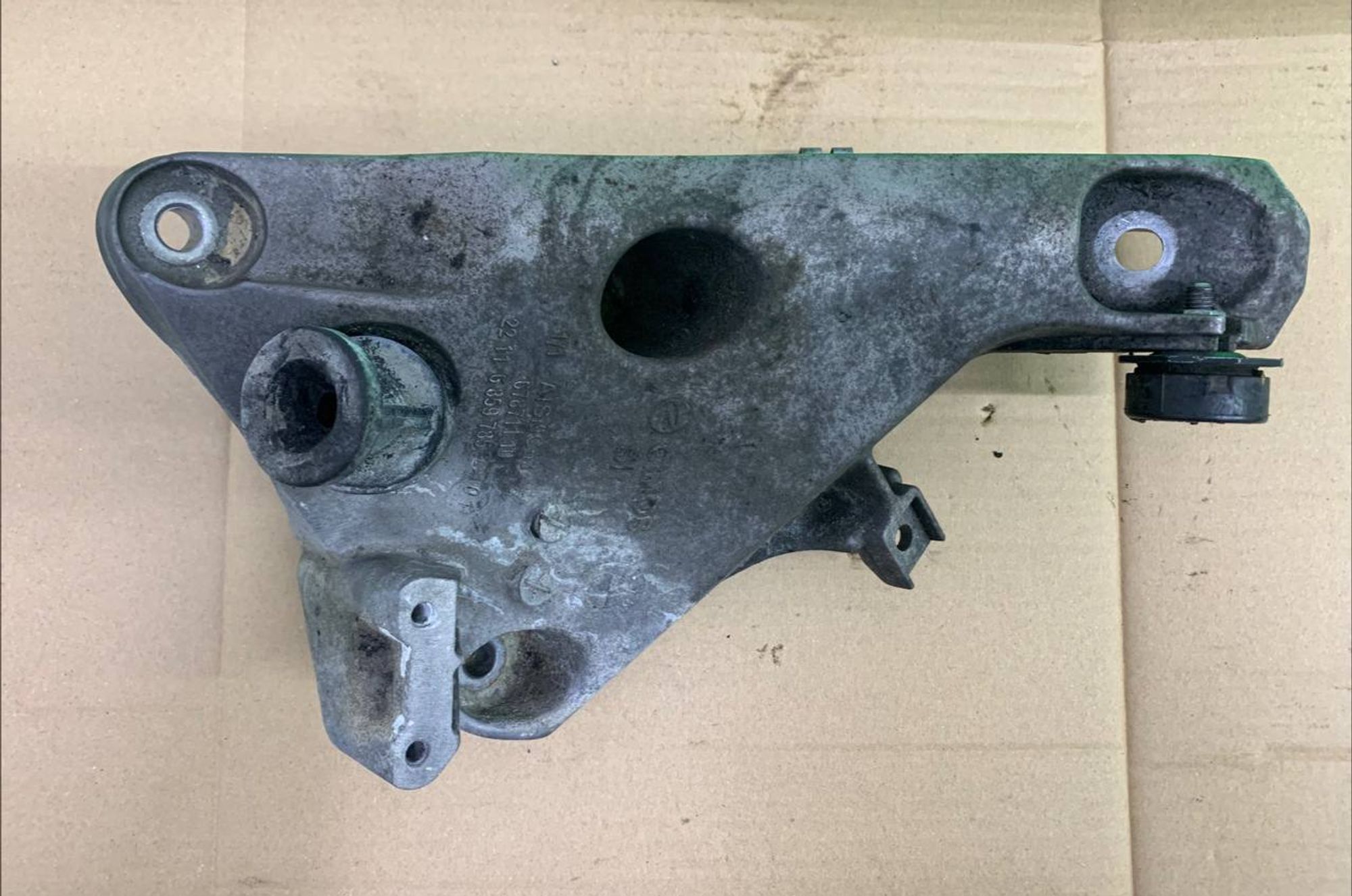 Несущий кронштейн двигателя BMW X5 F15 X6 F16, 3000 рублей, Москва