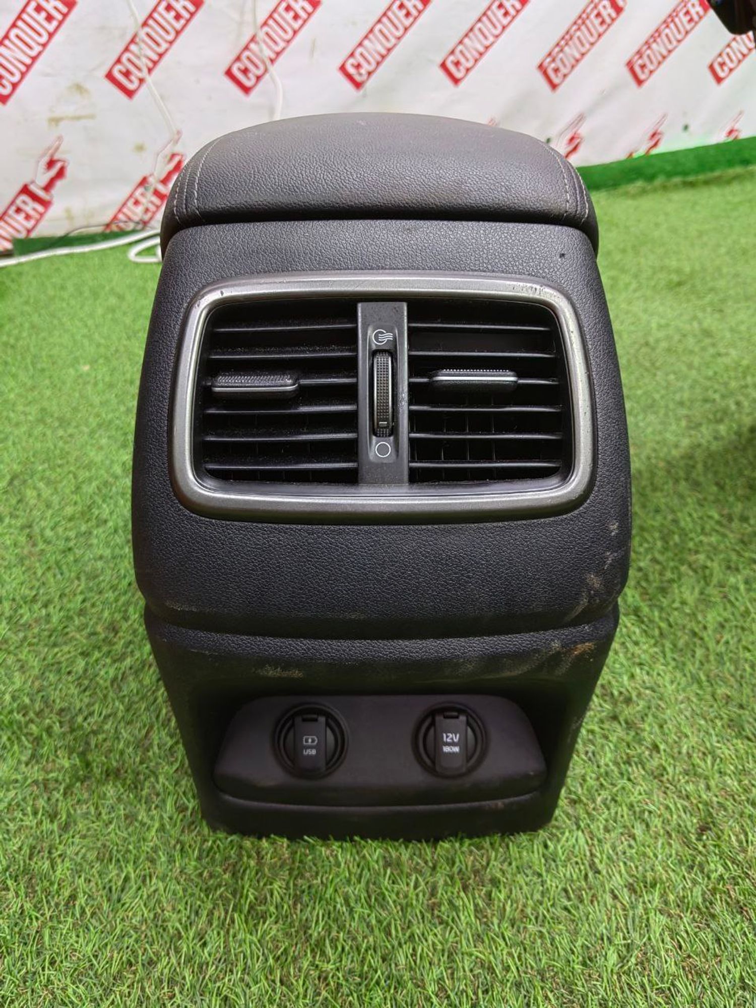 https://ycs.partsauto.market/partsauto-images/thmbs/h353NjtZg3VDP19b5HMt7LlpbQ93/84ecee5e9672c646abda5ff3b43cfdc3/9c865d6fe0e087948ca444cbc7809f64.jpg
