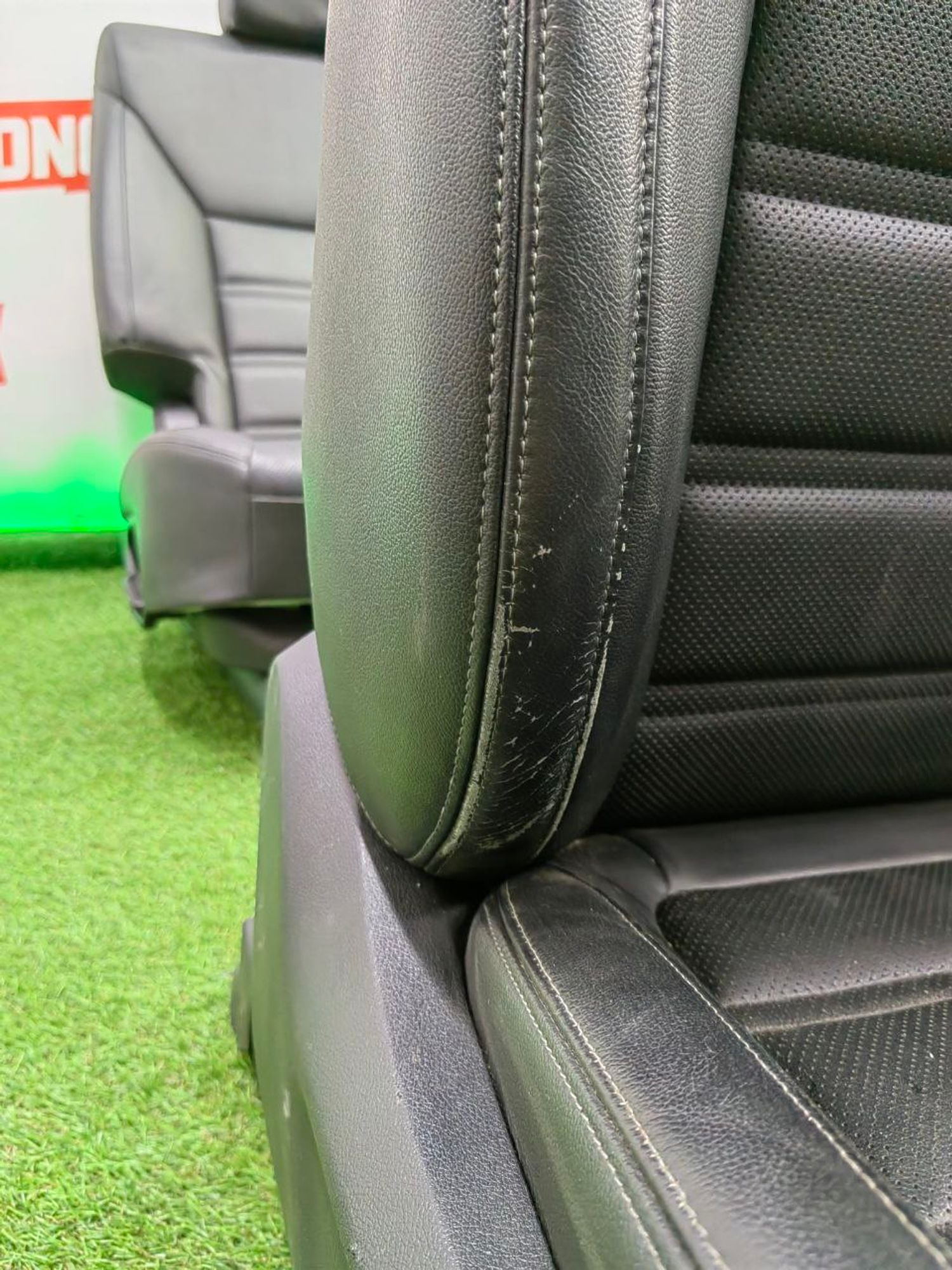 https://ycs.partsauto.market/partsauto-images/thmbs/h353NjtZg3VDP19b5HMt7LlpbQ93/84ecee5e9672c646abda5ff3b43cfdc3/dd55514a14c1458f217a01c4921a5ffd.jpg