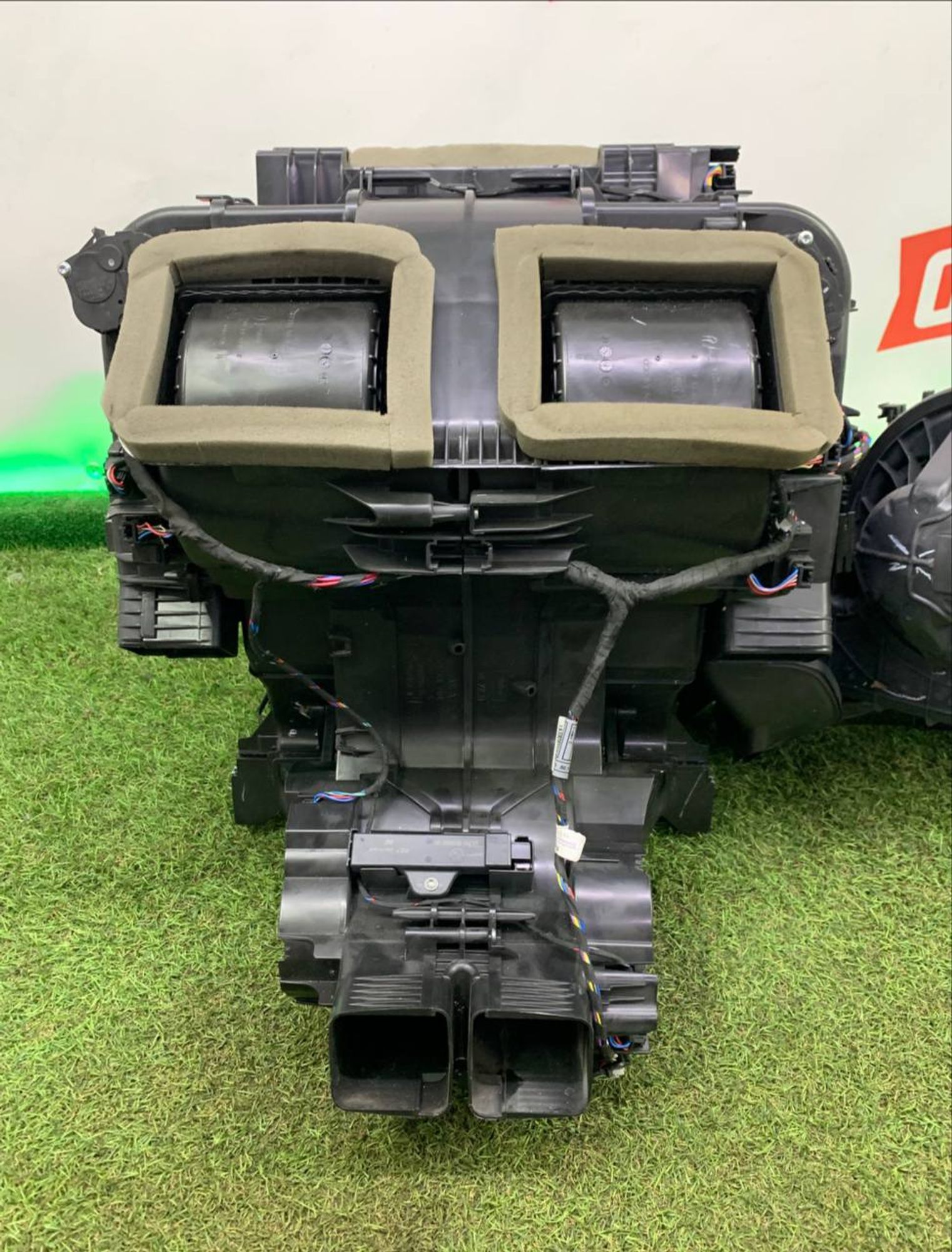 https://ycs.partsauto.market/partsauto-images/thmbs/h353NjtZg3VDP19b5HMt7LlpbQ93/86b20069d7c659d6191ce830839536ec/bcb50d5df412eff708b85c48b295b020.jpg