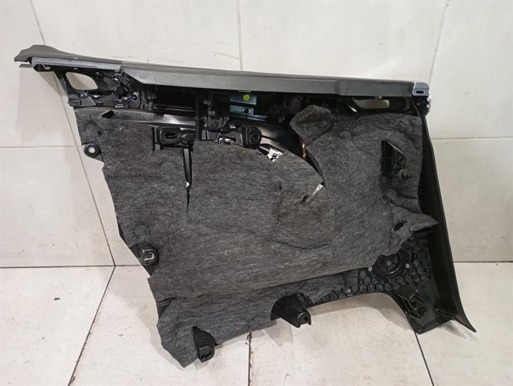 https://ycs.partsauto.market/partsauto-images/thmbs/h353NjtZg3VDP19b5HMt7LlpbQ93/86eeb04504eed81c8d9a697859971961/4f01fc88ee1f9ac43665c8e867369531.jpg