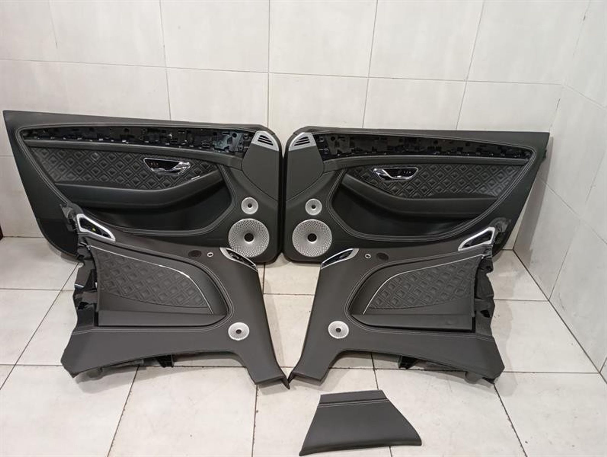 Акустика BENTLEY CONTINENTAL GTC BANG & OLUFSEN, 535000 рублей, Москва