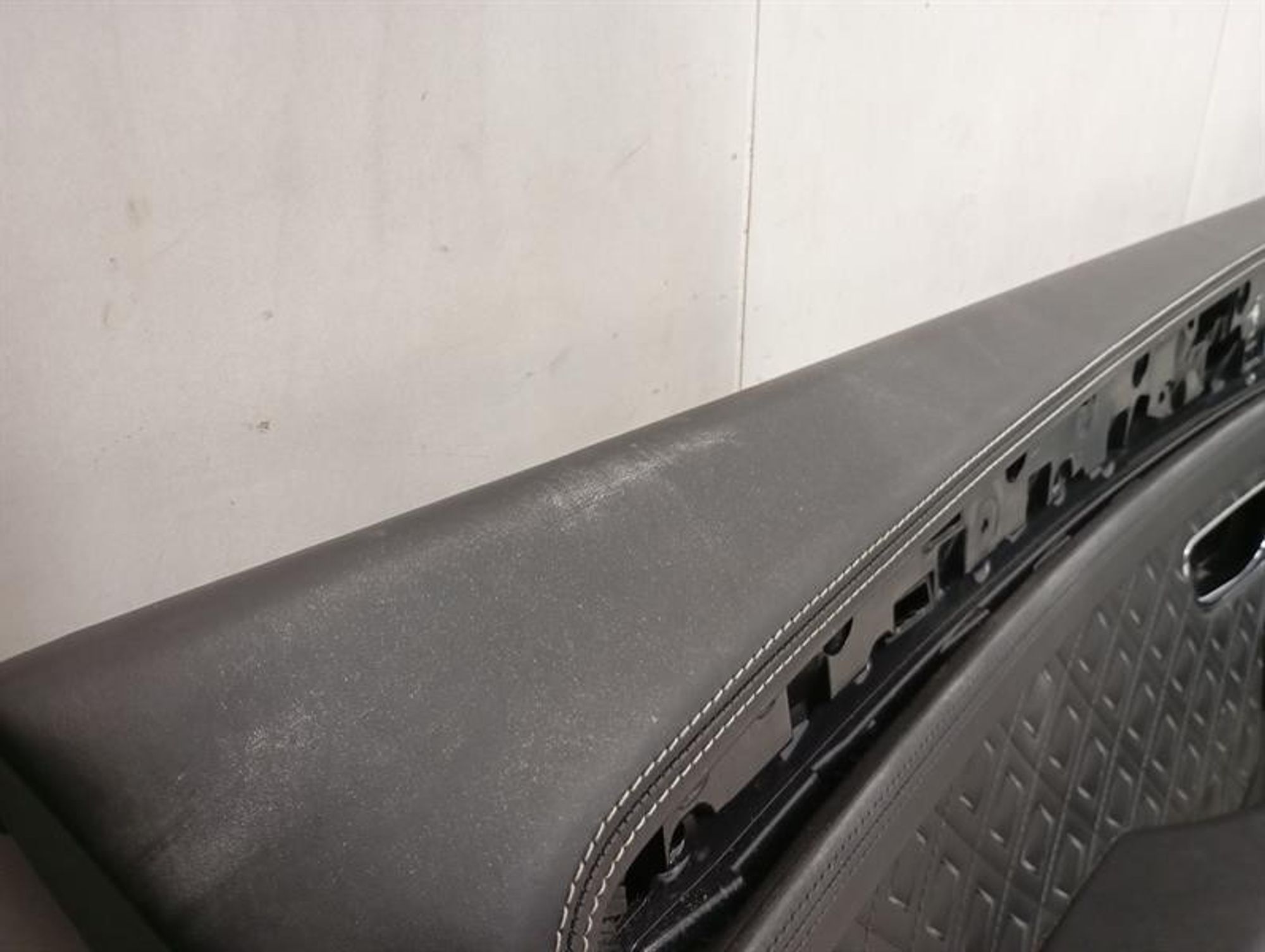 https://ycs.partsauto.market/partsauto-images/thmbs/h353NjtZg3VDP19b5HMt7LlpbQ93/86eeb04504eed81c8d9a697859971961/f5efc7eda4b91ca4b3904833738fd165.jpg