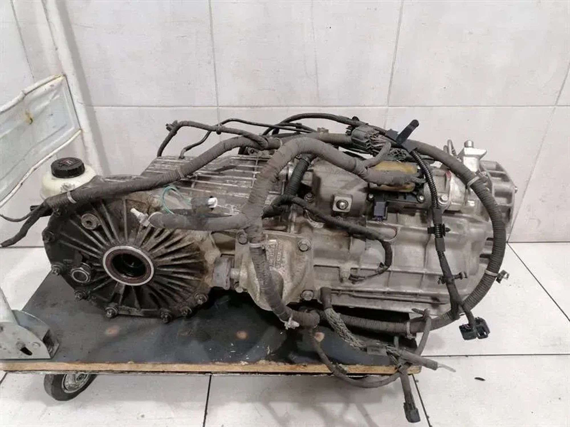 https://ycs.partsauto.market/partsauto-images/thmbs/h353NjtZg3VDP19b5HMt7LlpbQ93/876bc8f11d0af2f91b16b0fb4dba8317/9bb6a471f71bc94de6ba8d1dc1b2bdbb.jpg