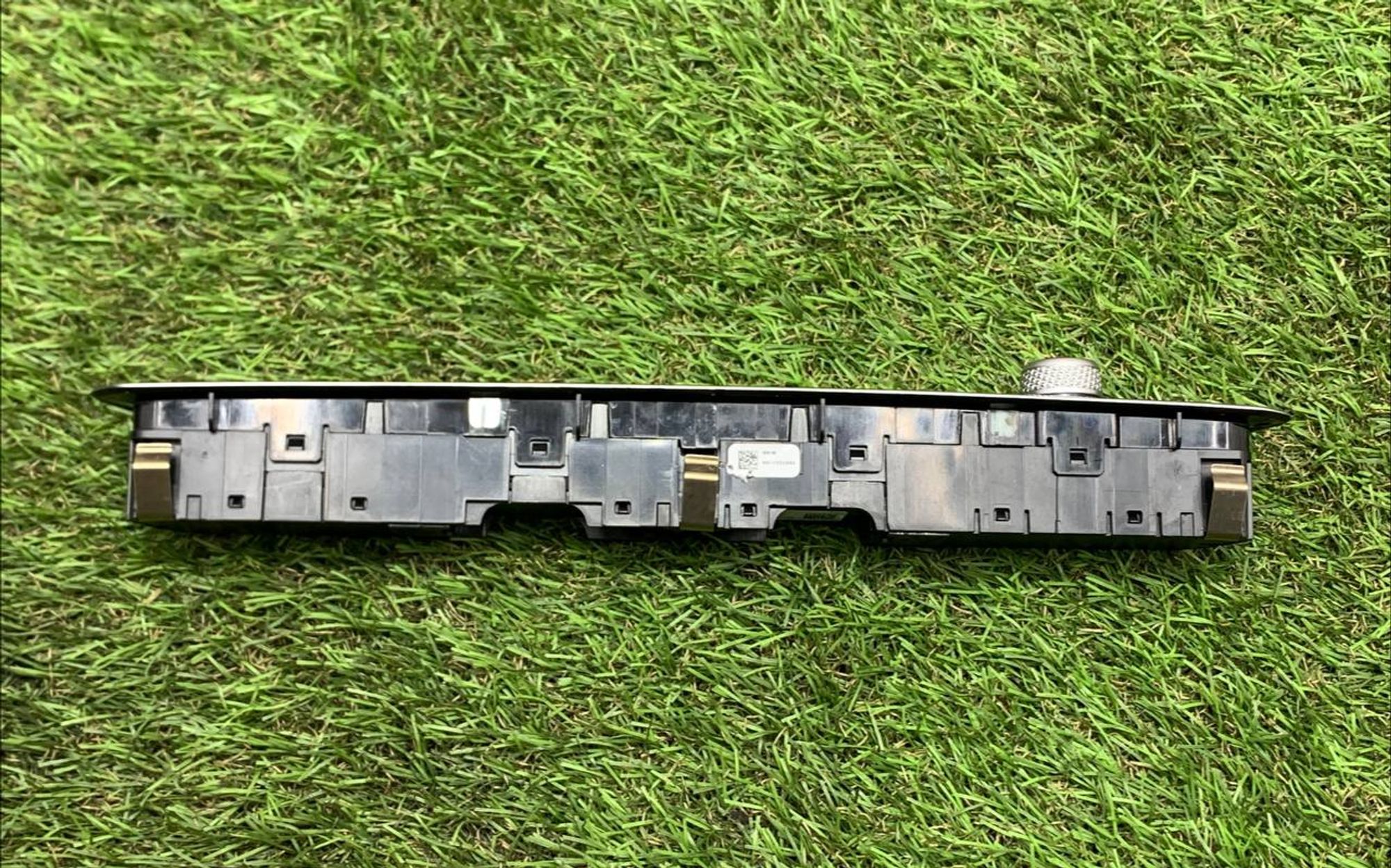 https://ycs.partsauto.market/partsauto-images/thmbs/h353NjtZg3VDP19b5HMt7LlpbQ93/892b297ff4c76f12a6eed35cfaa86d97/15e53df53ec6ae97d9d472cc20328318.jpg