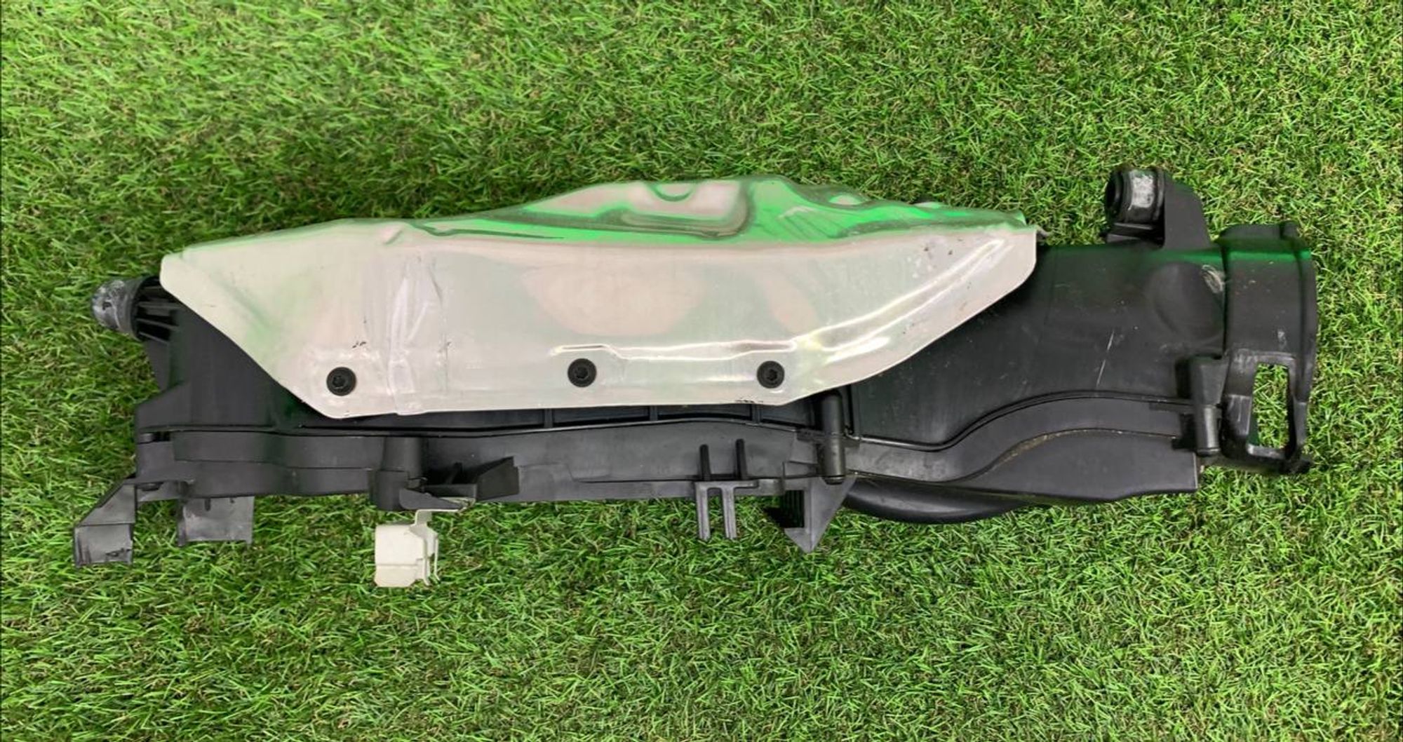 Корпус воздушногo фильтра Mercedes-Benz Glc-Class C253, 3000 рублей, Москва