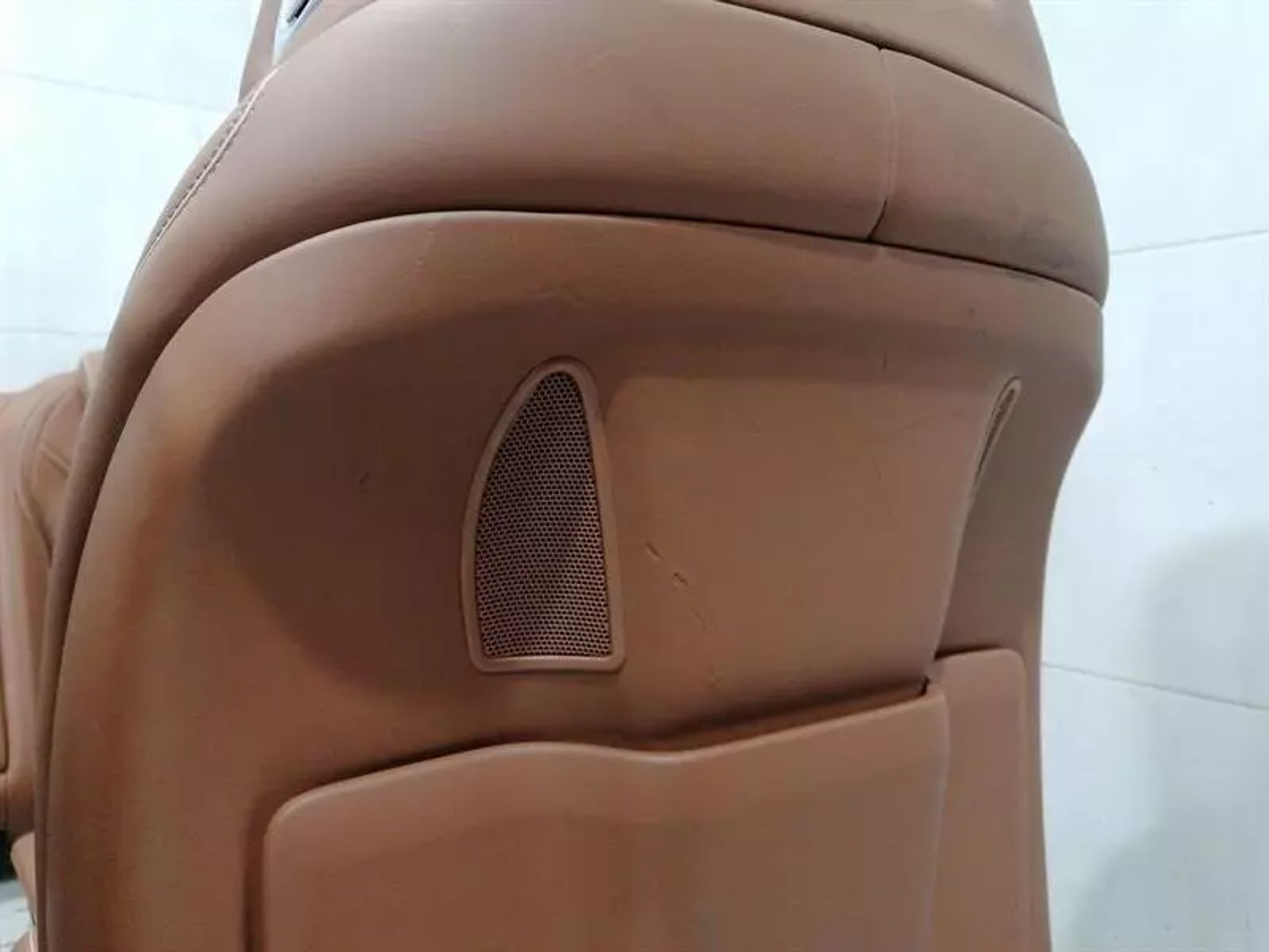 https://ycs.partsauto.market/partsauto-images/thmbs/h353NjtZg3VDP19b5HMt7LlpbQ93/8a9b46d02477b35322e48c799c196e53/0090cc7c2f71482b83812c40e403b9f3.jpg