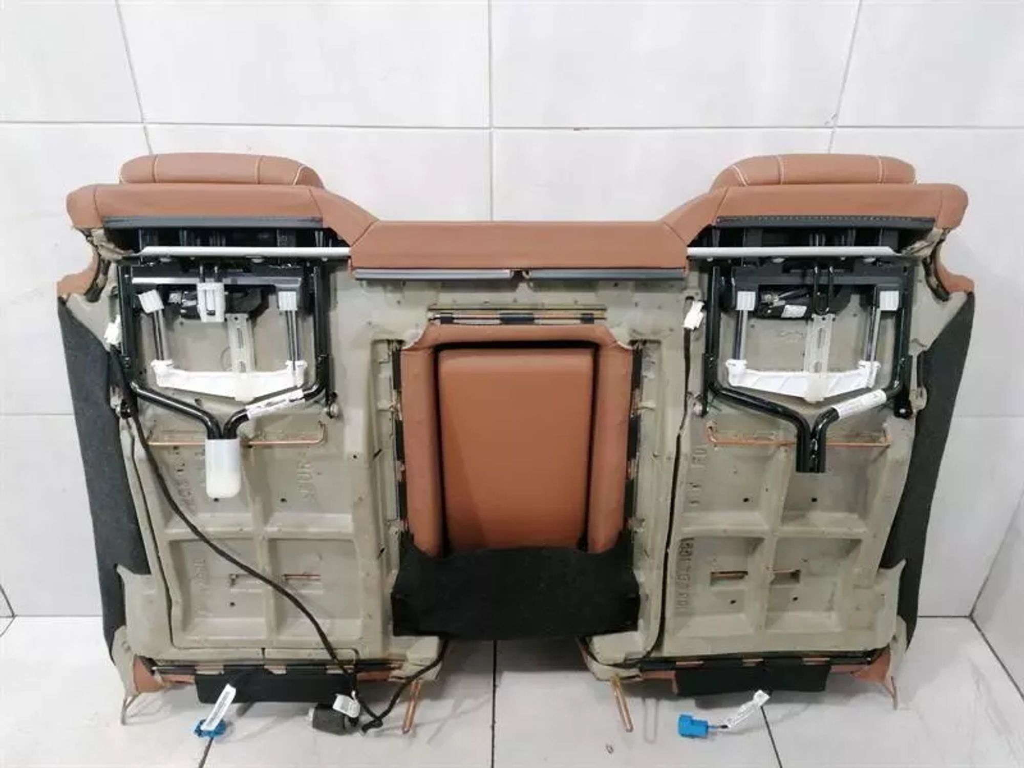 https://ycs.partsauto.market/partsauto-images/thmbs/h353NjtZg3VDP19b5HMt7LlpbQ93/8a9b46d02477b35322e48c799c196e53/0f6020a6f6d3c3b8f7278bb63128ea5a.jpg