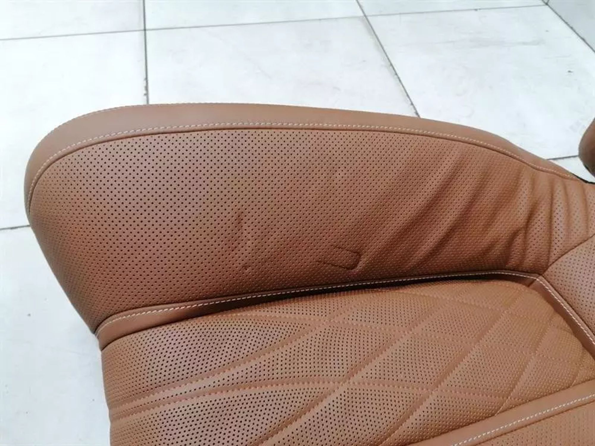 https://ycs.partsauto.market/partsauto-images/thmbs/h353NjtZg3VDP19b5HMt7LlpbQ93/8a9b46d02477b35322e48c799c196e53/7eaaef7920ca4c607861a7db11fb7600.jpg