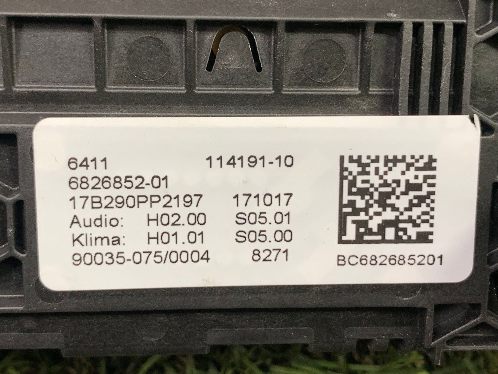 https://ycs.partsauto.market/partsauto-images/thmbs/h353NjtZg3VDP19b5HMt7LlpbQ93/8e40beb6cc0950b08c64f7435972fe37/528f8cfd98d8160ca2e497630ff34457.jpg