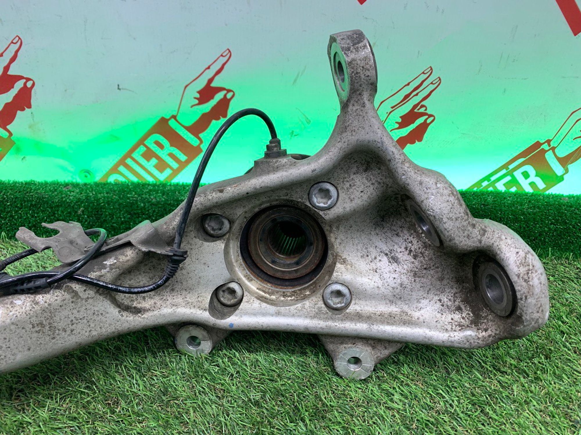 Поворотный кулак передний левый BMW F15 F16 E70 E71, 8000 рублей, Москва