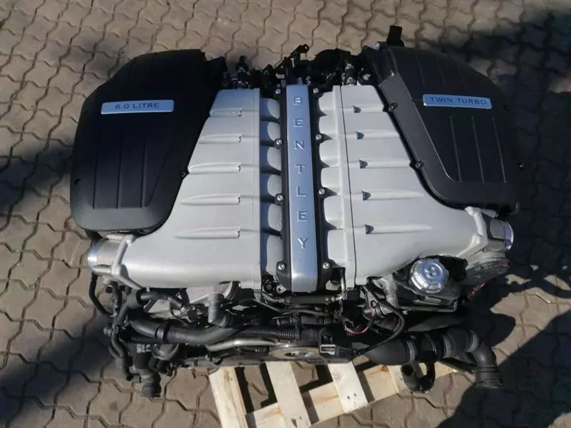 ДВИГАТЕЛЬ BWR BENTLEY CONTINENTAL GT W12 6.0, 1400000 рублей, Москва