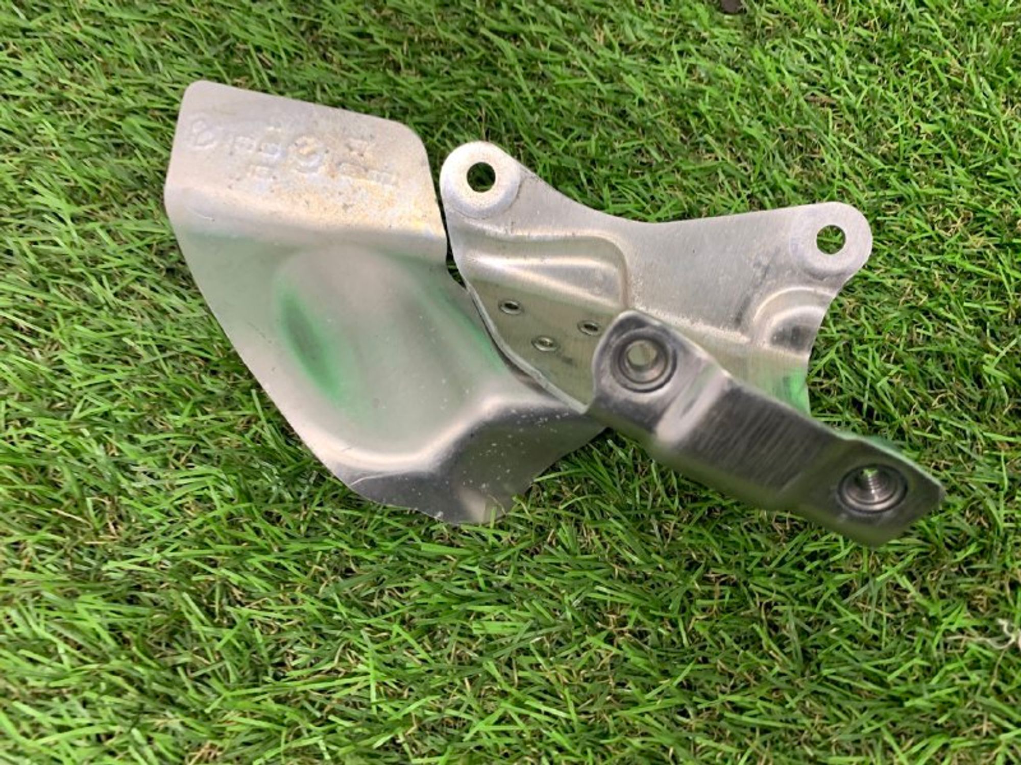 BMW F90 F92 F92 S63, 2000 рублей, Москва