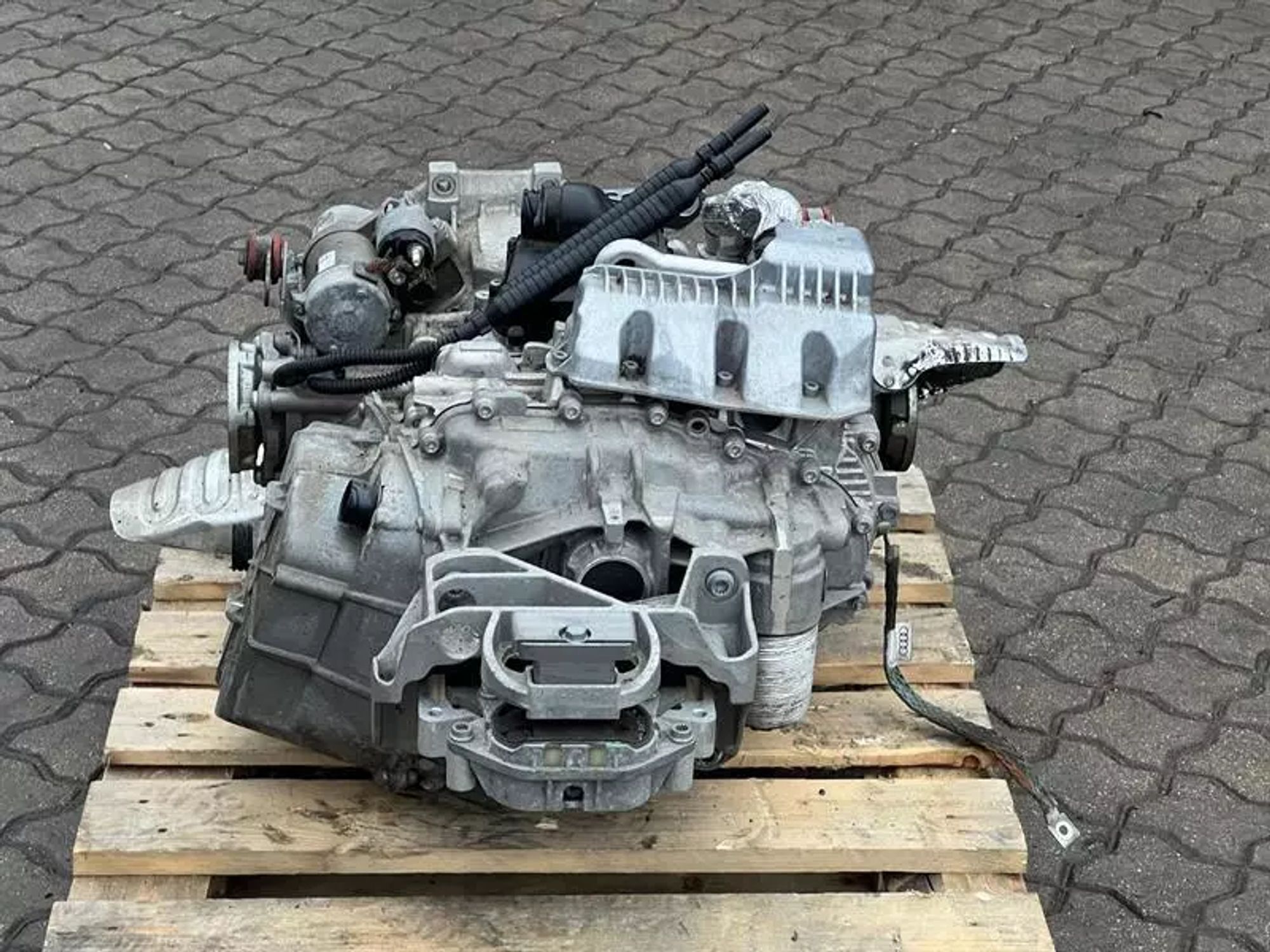 Коробка передач
Audi R8 4S 0BZ300045T, 1450000 рублей, Москва