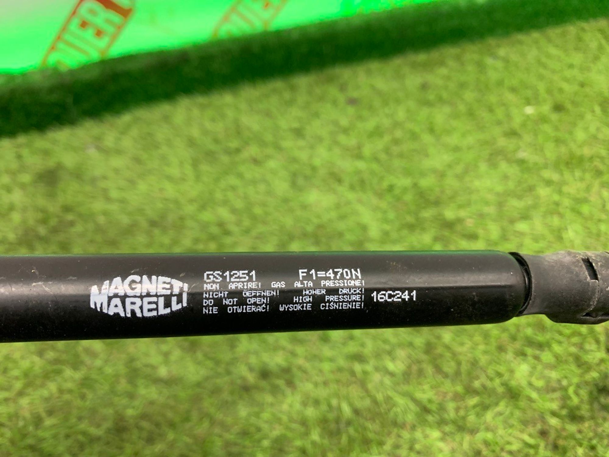 Амортизаторы багажника BMW F01, 1500 рублей, Москва