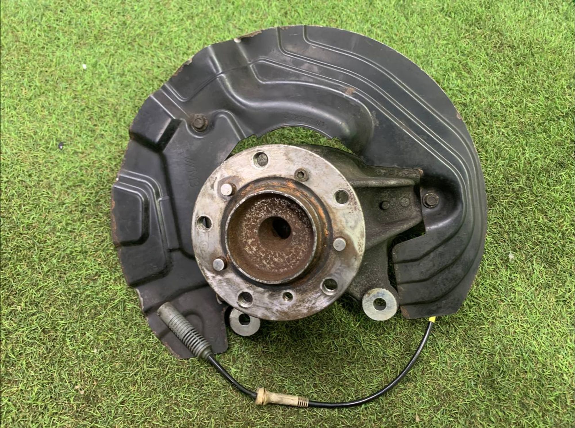 https://ycs.partsauto.market/partsauto-images/thmbs/h353NjtZg3VDP19b5HMt7LlpbQ93/971613402f3cc4cc9ebc781070d344de/b1934f872d76eba984b25b4e10f89cb4.jpg