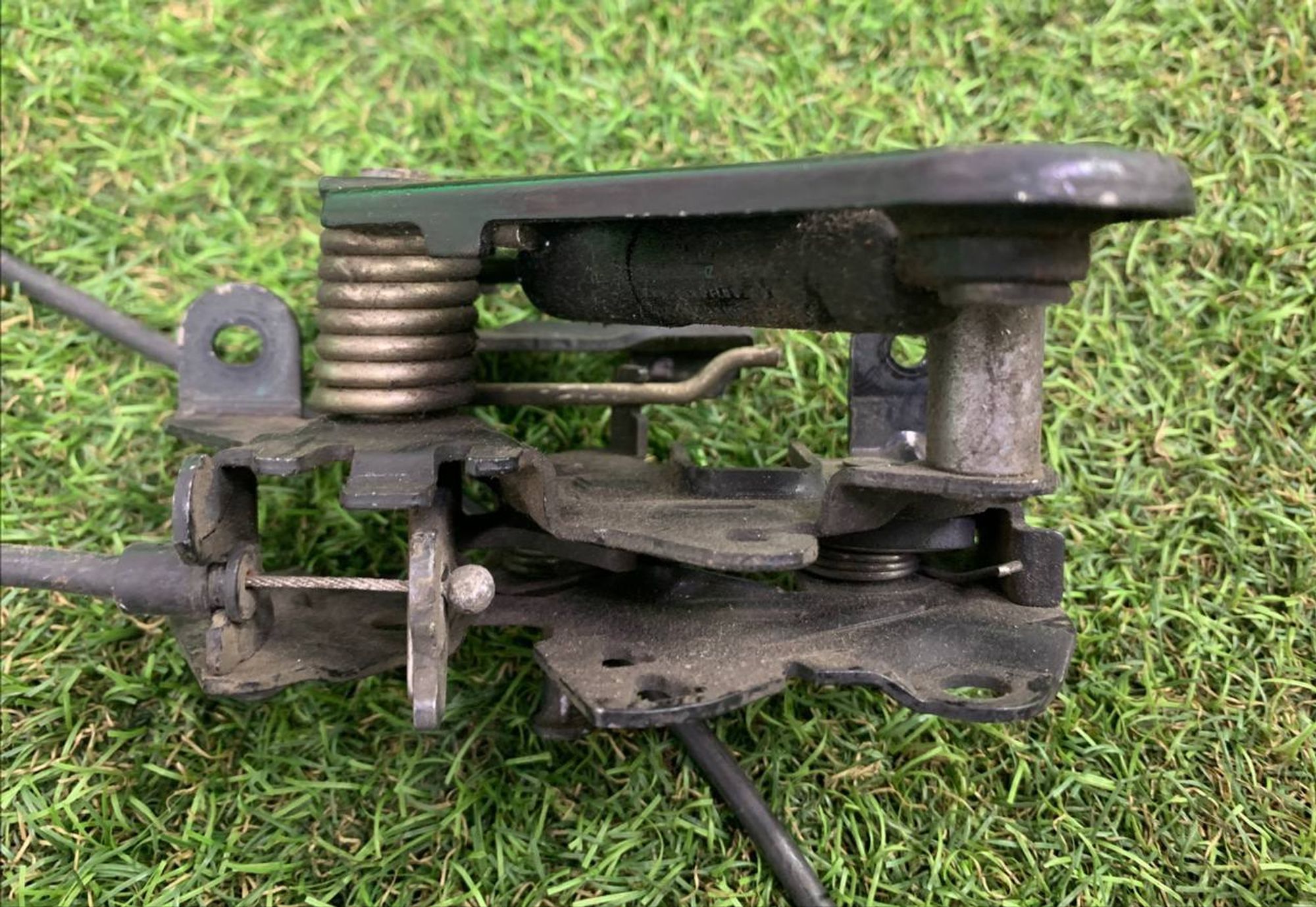 https://ycs.partsauto.market/partsauto-images/thmbs/h353NjtZg3VDP19b5HMt7LlpbQ93/984e515f102ec683791a1ad4547459e6/b064283a9bebd9465e1c92ea61853064.jpg