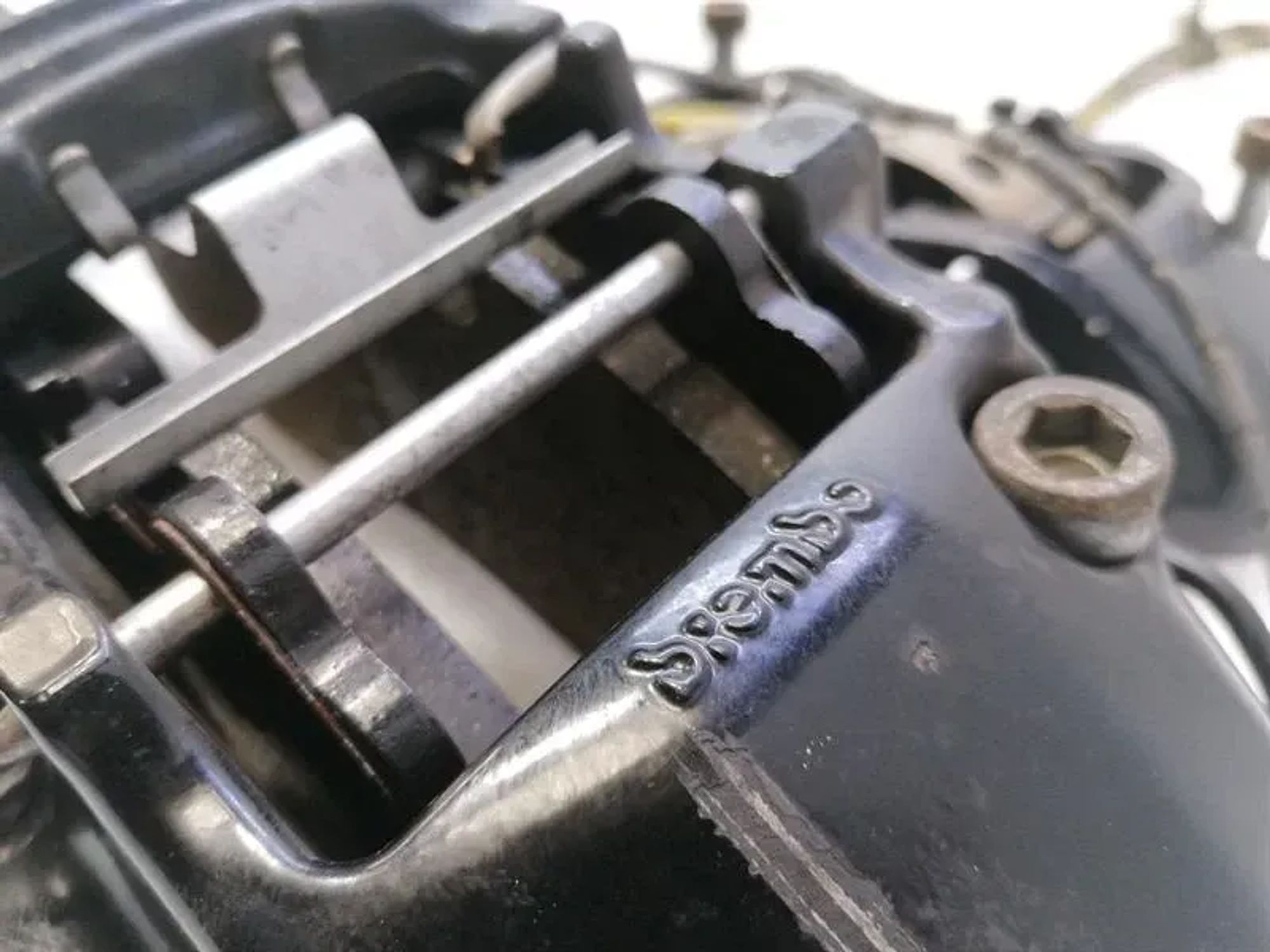 Тормозная система ASTON MARTIN VANTAGE V12 CARBON CERAMIC, 1330000 рублей, Москва