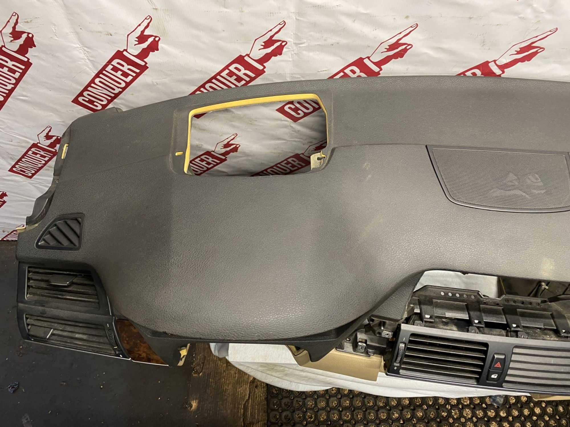 https://ycs.partsauto.market/partsauto-images/thmbs/h353NjtZg3VDP19b5HMt7LlpbQ93/9da312498d82313c3df3c26bc50c5101/15f1df7fc3524d4ab47956604133b2d8.jpg