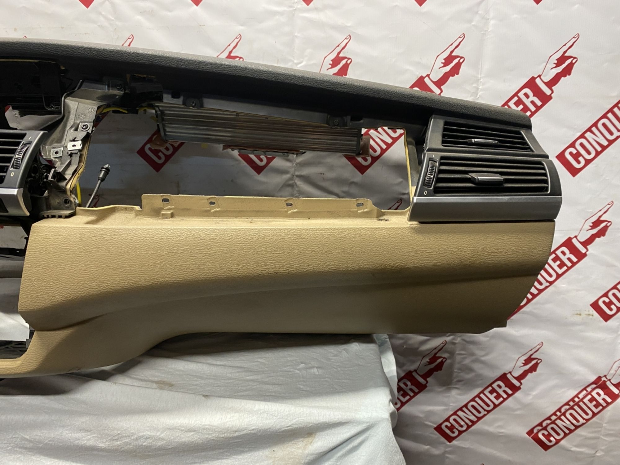 https://ycs.partsauto.market/partsauto-images/thmbs/h353NjtZg3VDP19b5HMt7LlpbQ93/9da312498d82313c3df3c26bc50c5101/956372a0667534d18800417297dbedf2.jpg